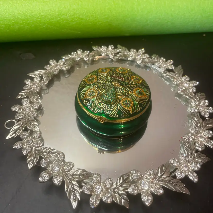 Green Peacock Enamel 3” trinket box with a hinged or magnetic closure