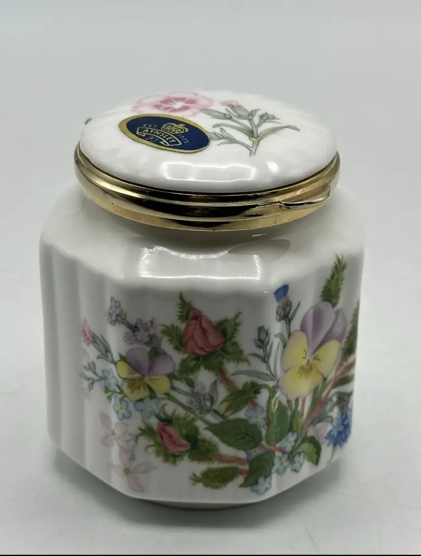 Vintage Aynsley Wild Tudor England Hinged Trinket Box