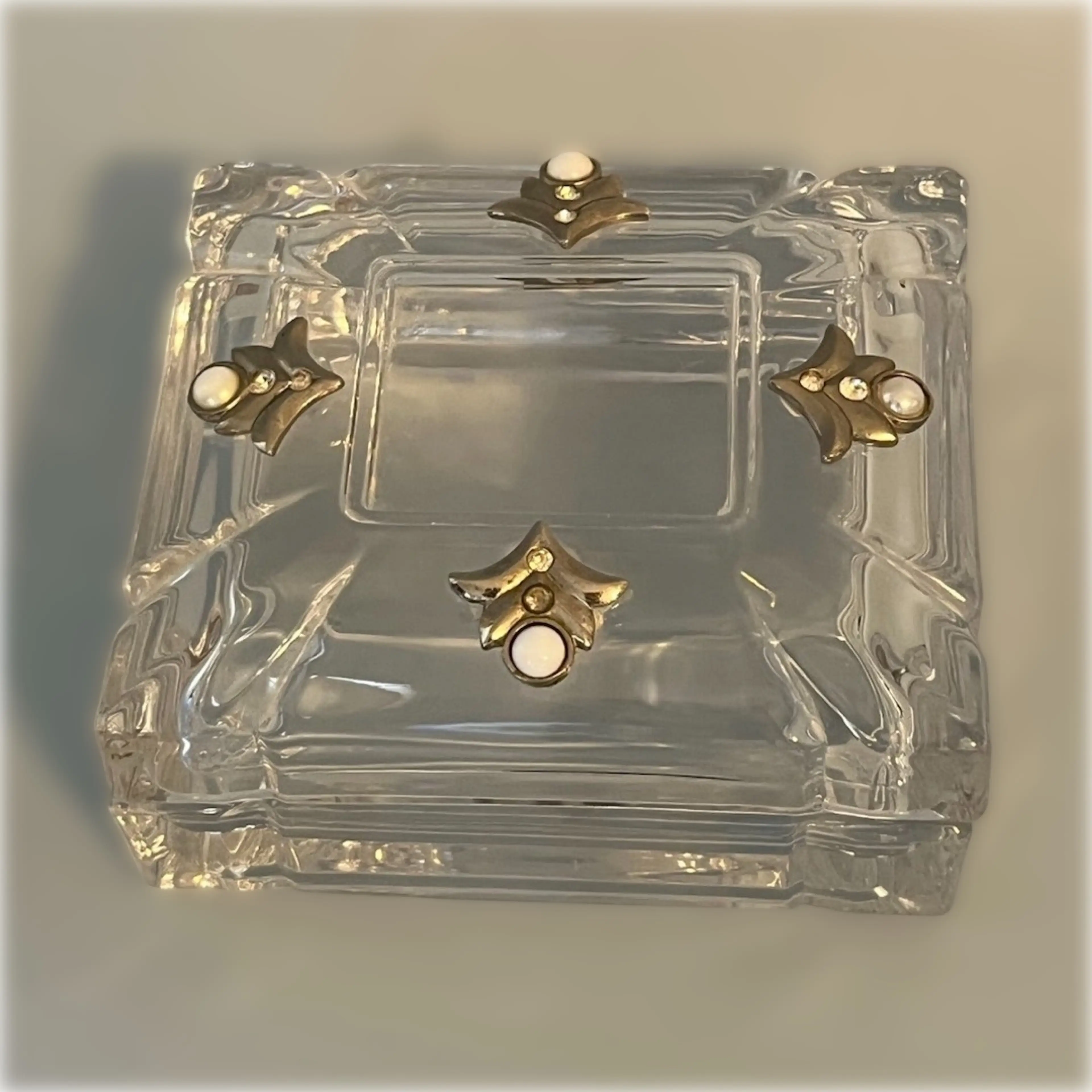 Image 1 of 5
