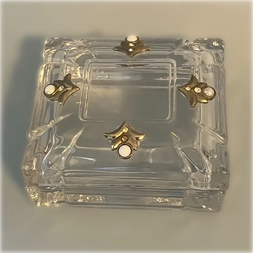 Glass Lidded Trinket Box With  Faux  Pearls,Diamonds And Silver Accents