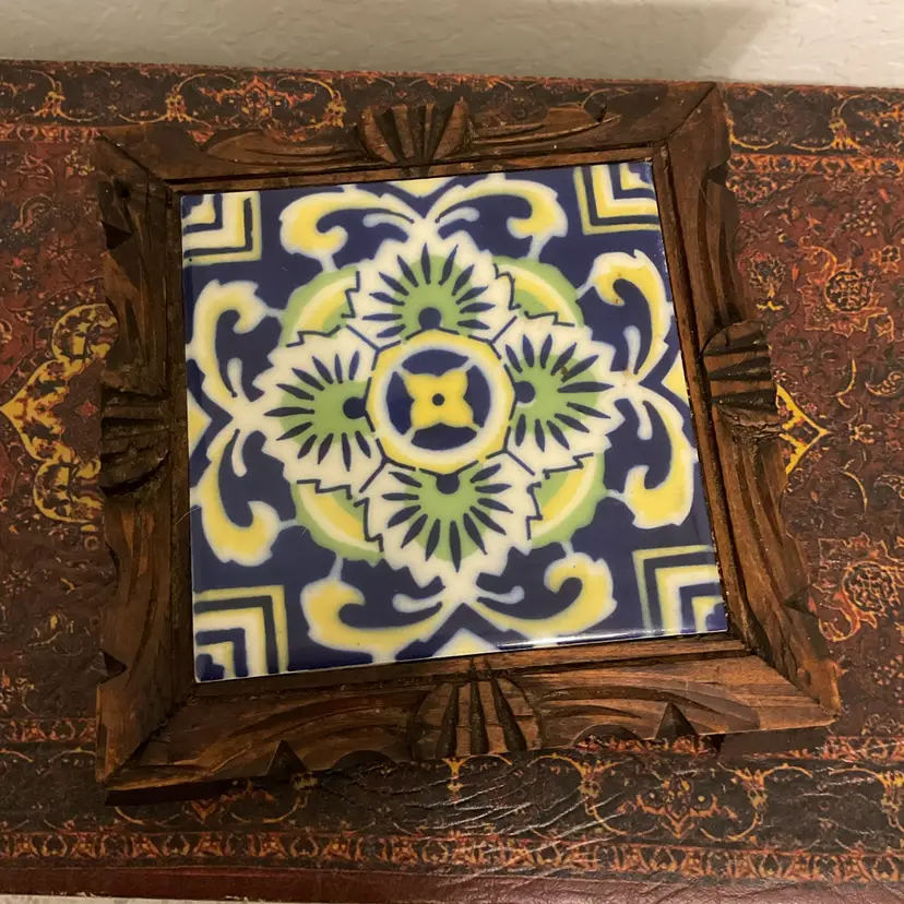 🍁6” Squared Ceramic Tile Trivet Inside Hand-carved Wood Frame