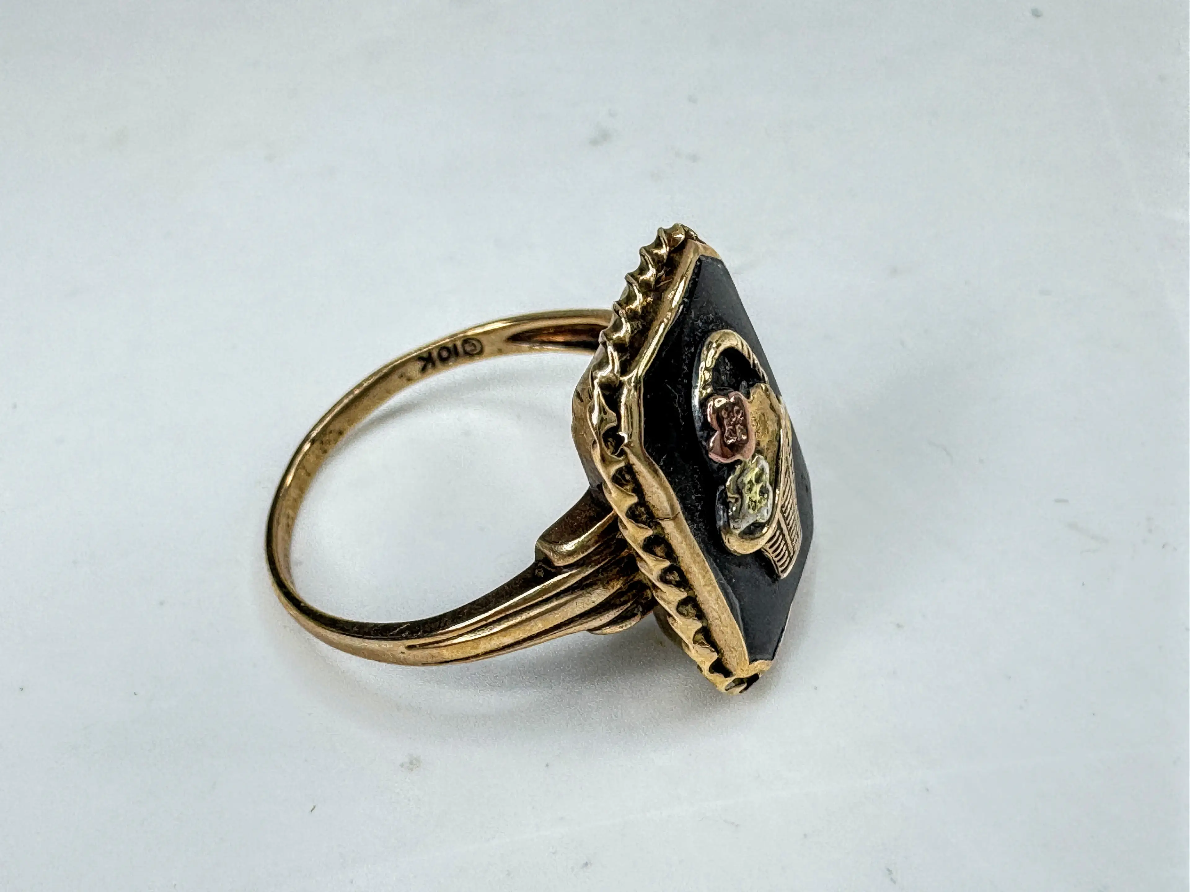Image 3 of 6
