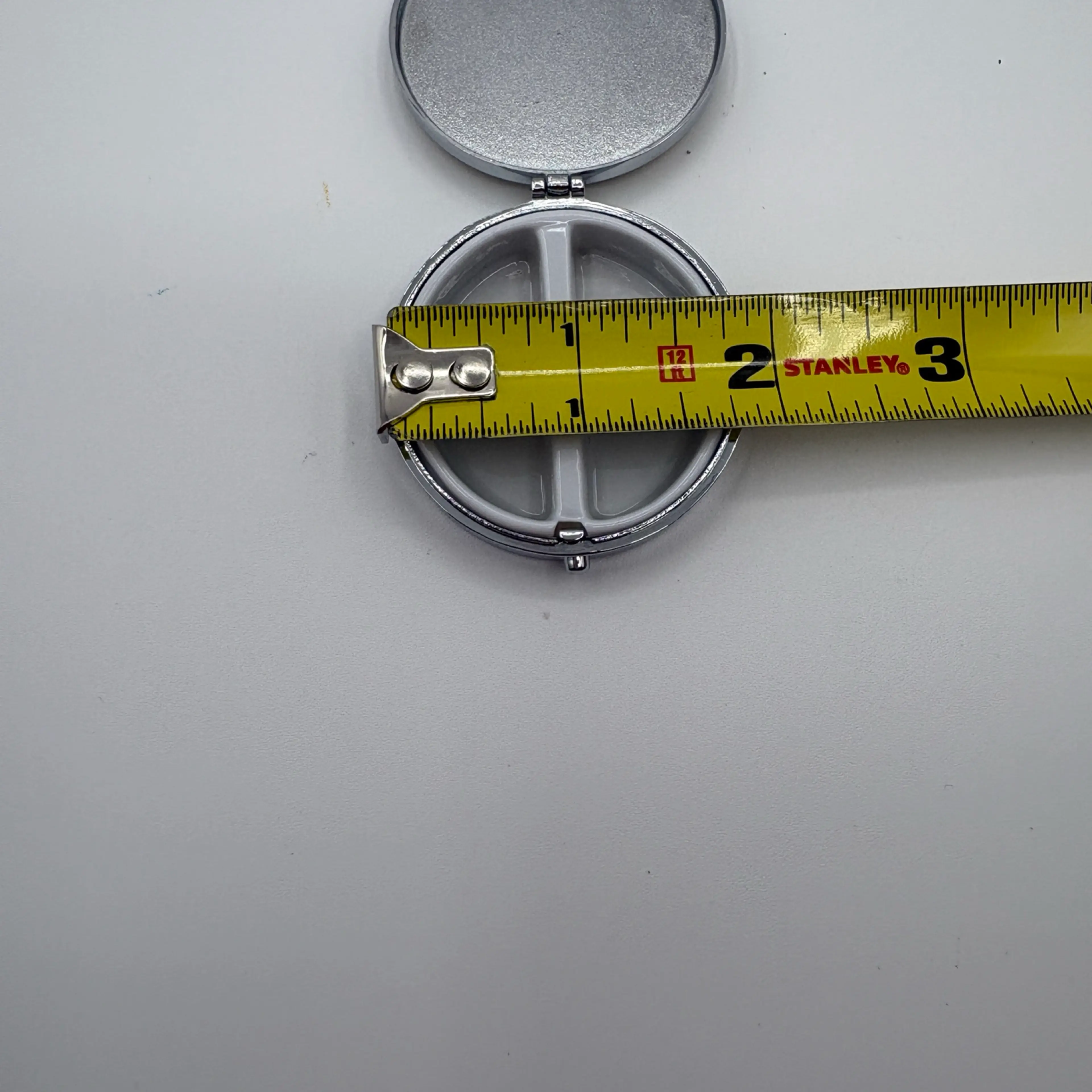 Image 3 of 8
