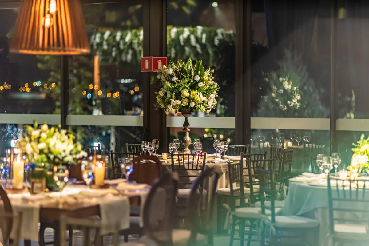 Decor & Centerpieces