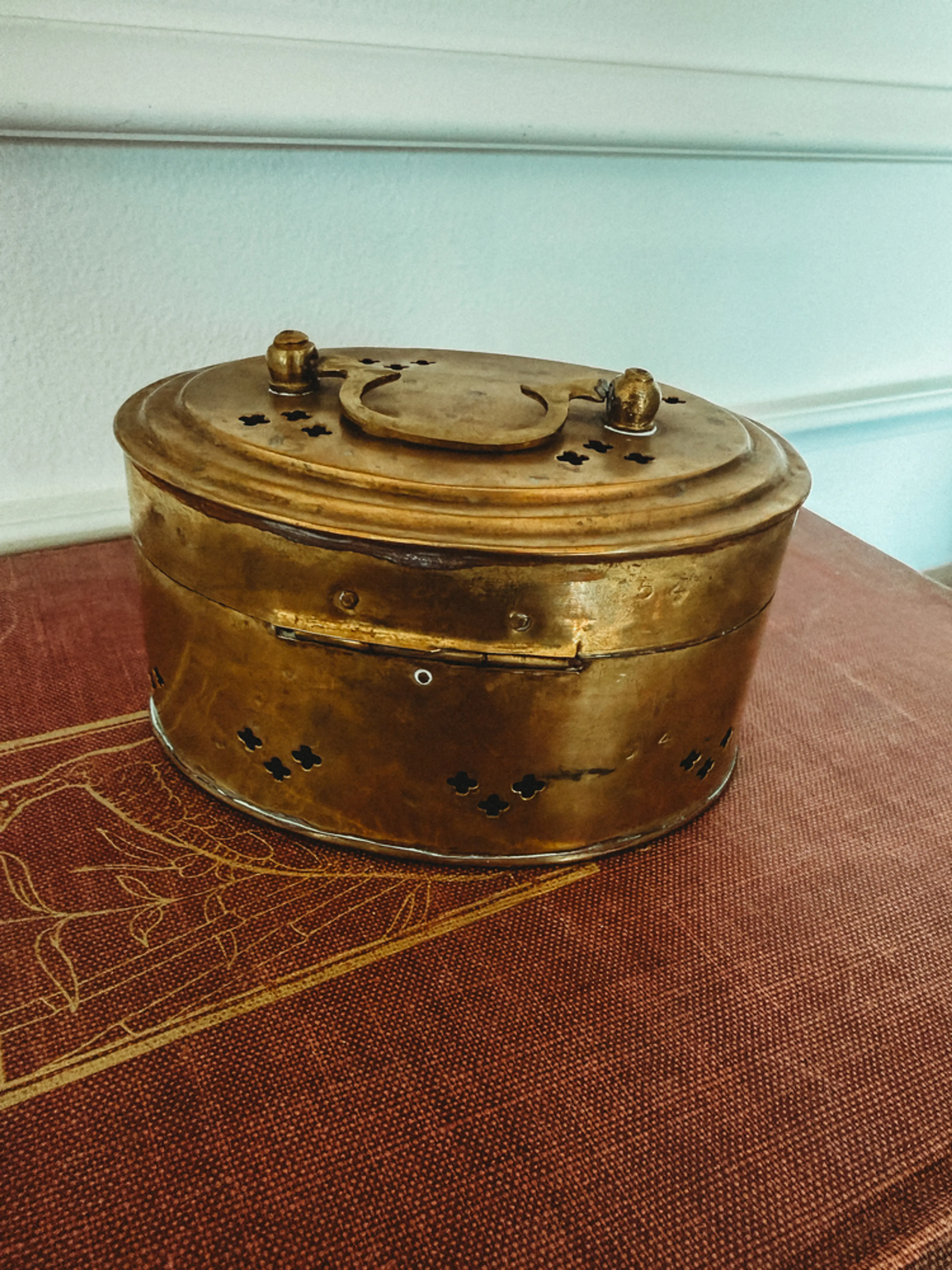 Image 2 of 4