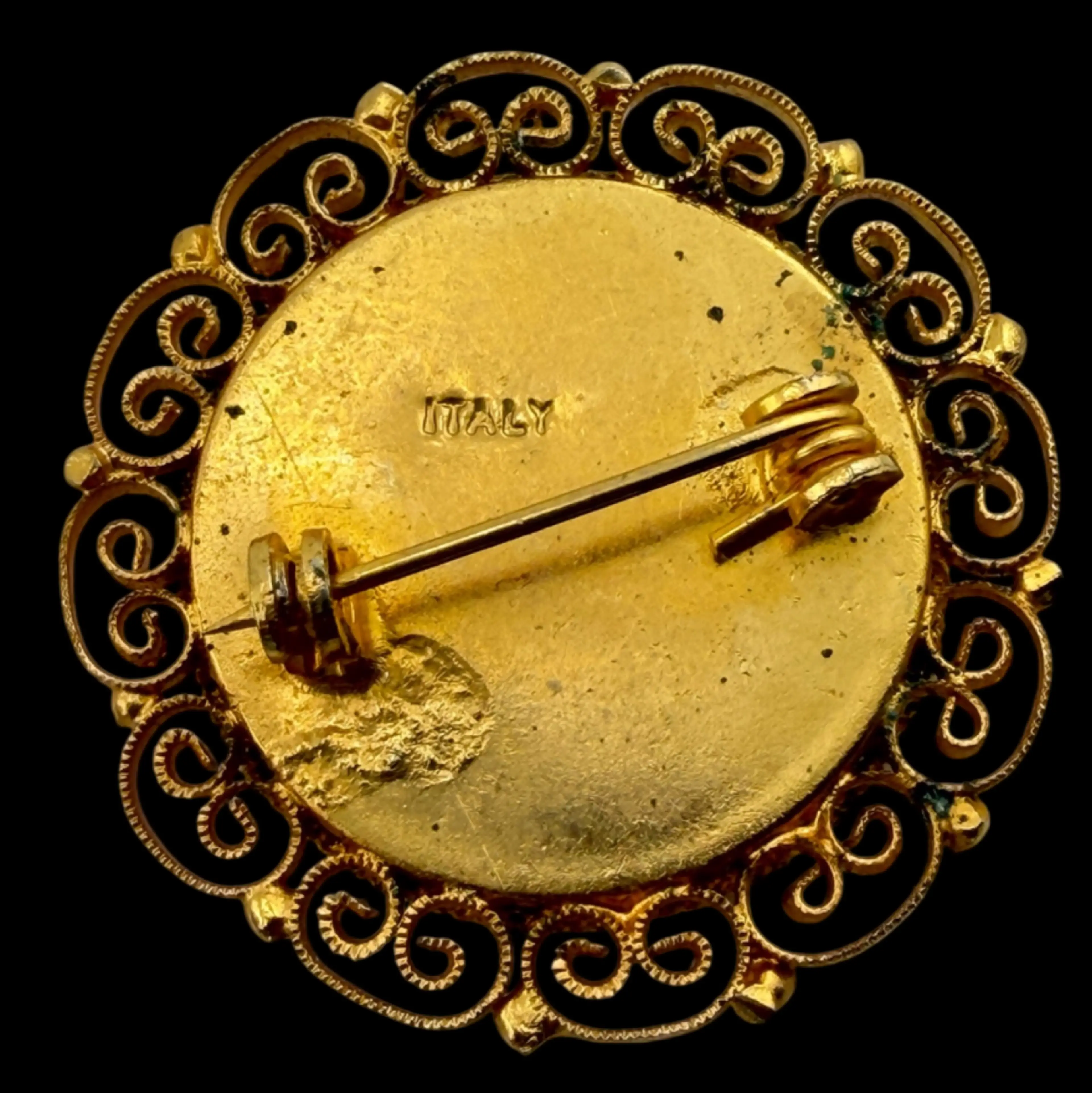Image 2 of 2