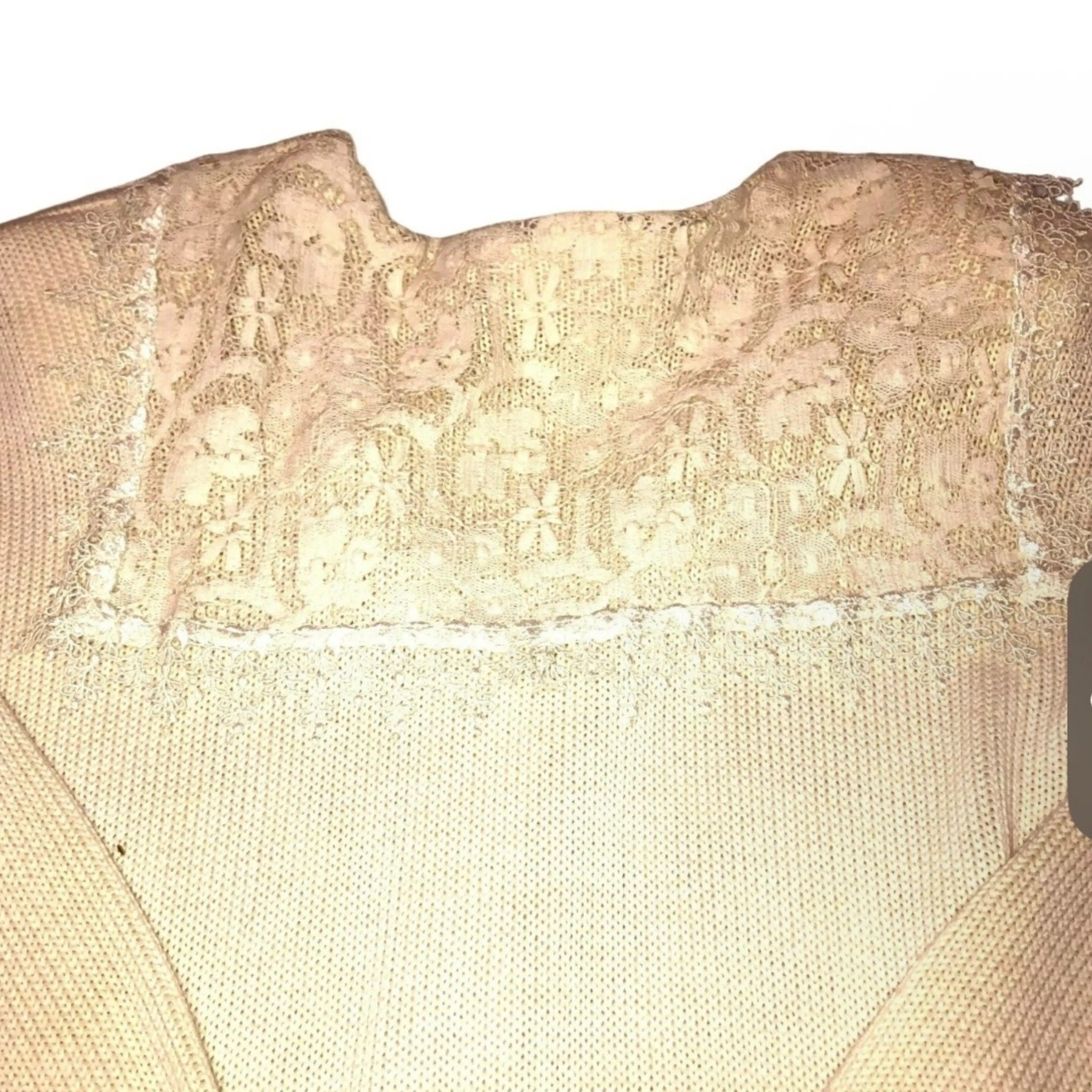 Image 3 of 4