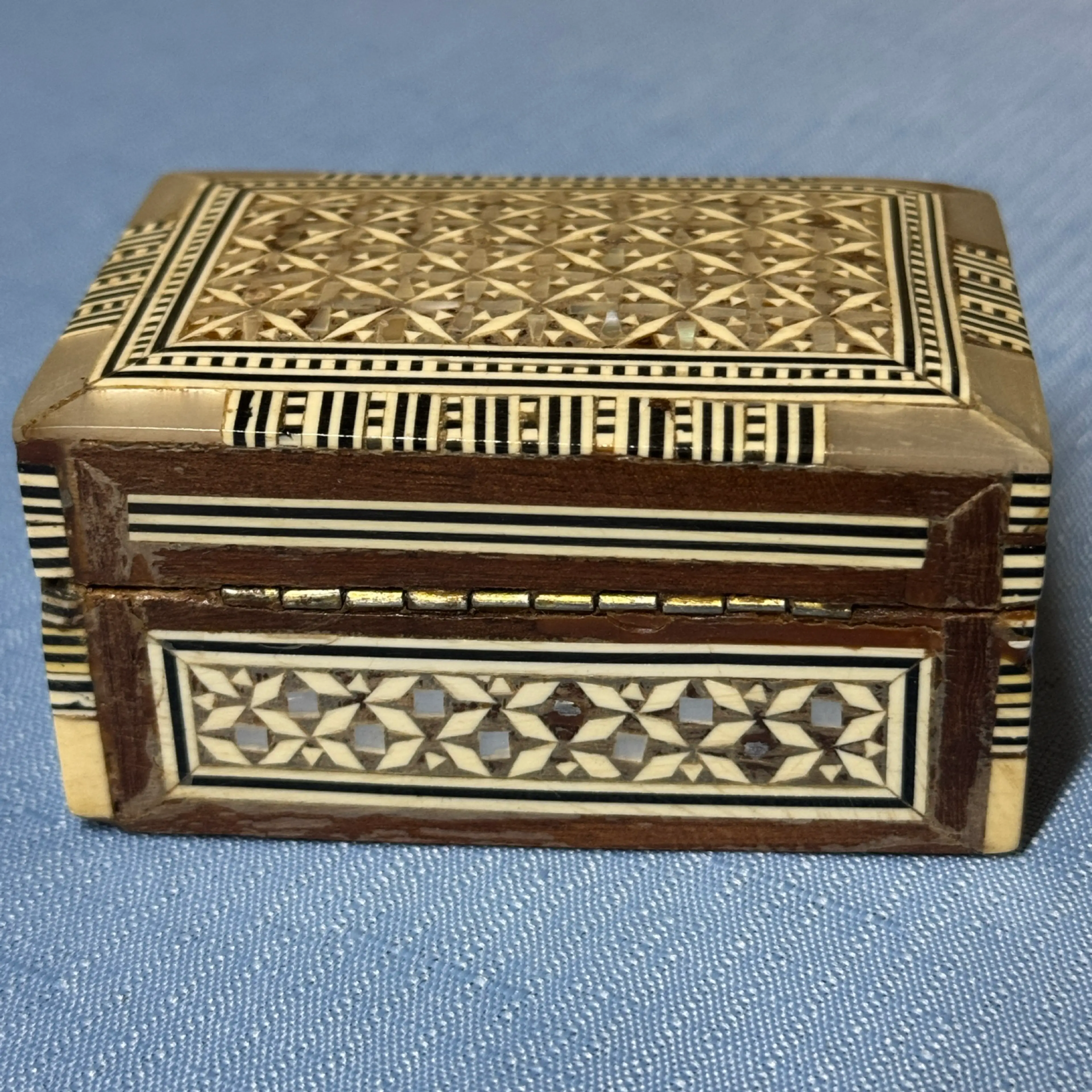 Image 4 of 9