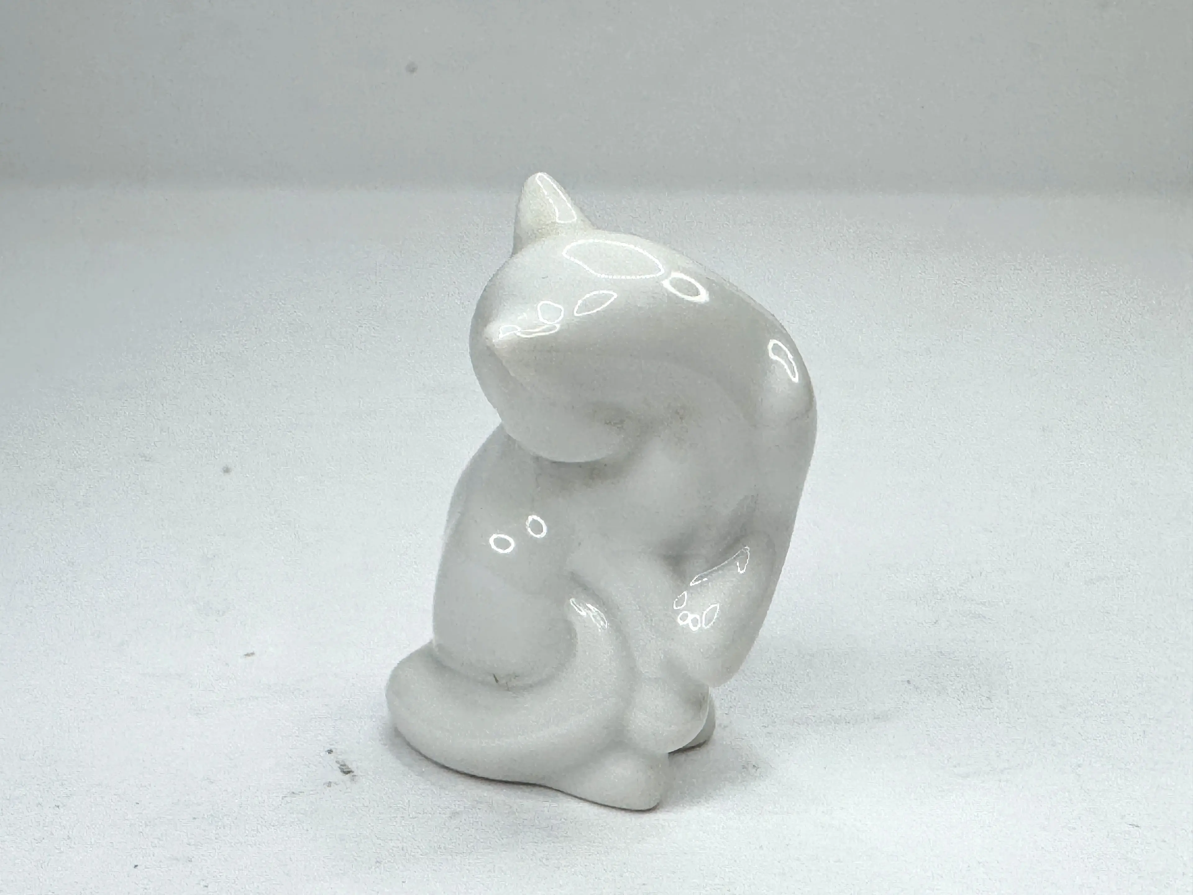Image 2 of 6