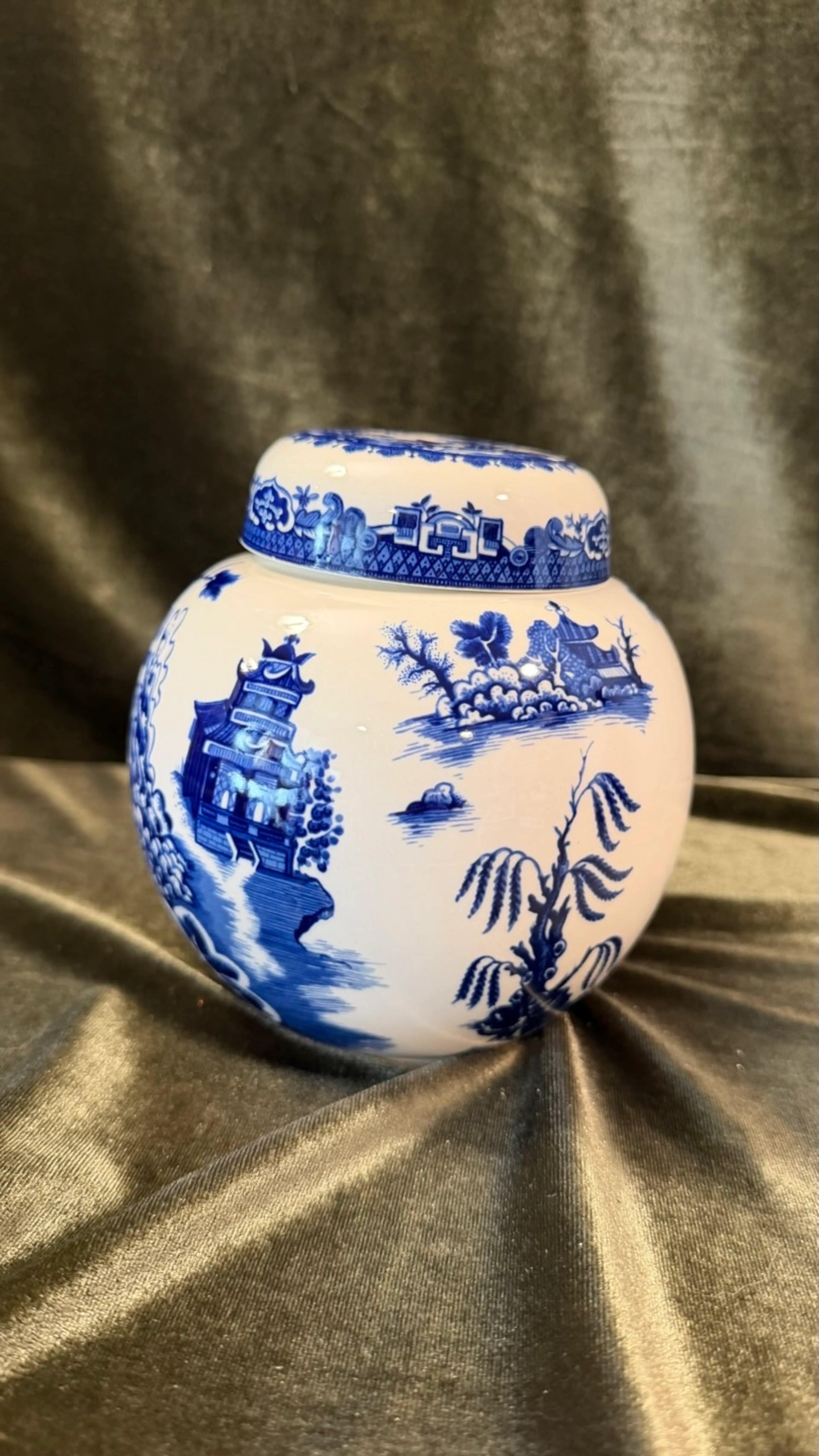 Image 2 of 10