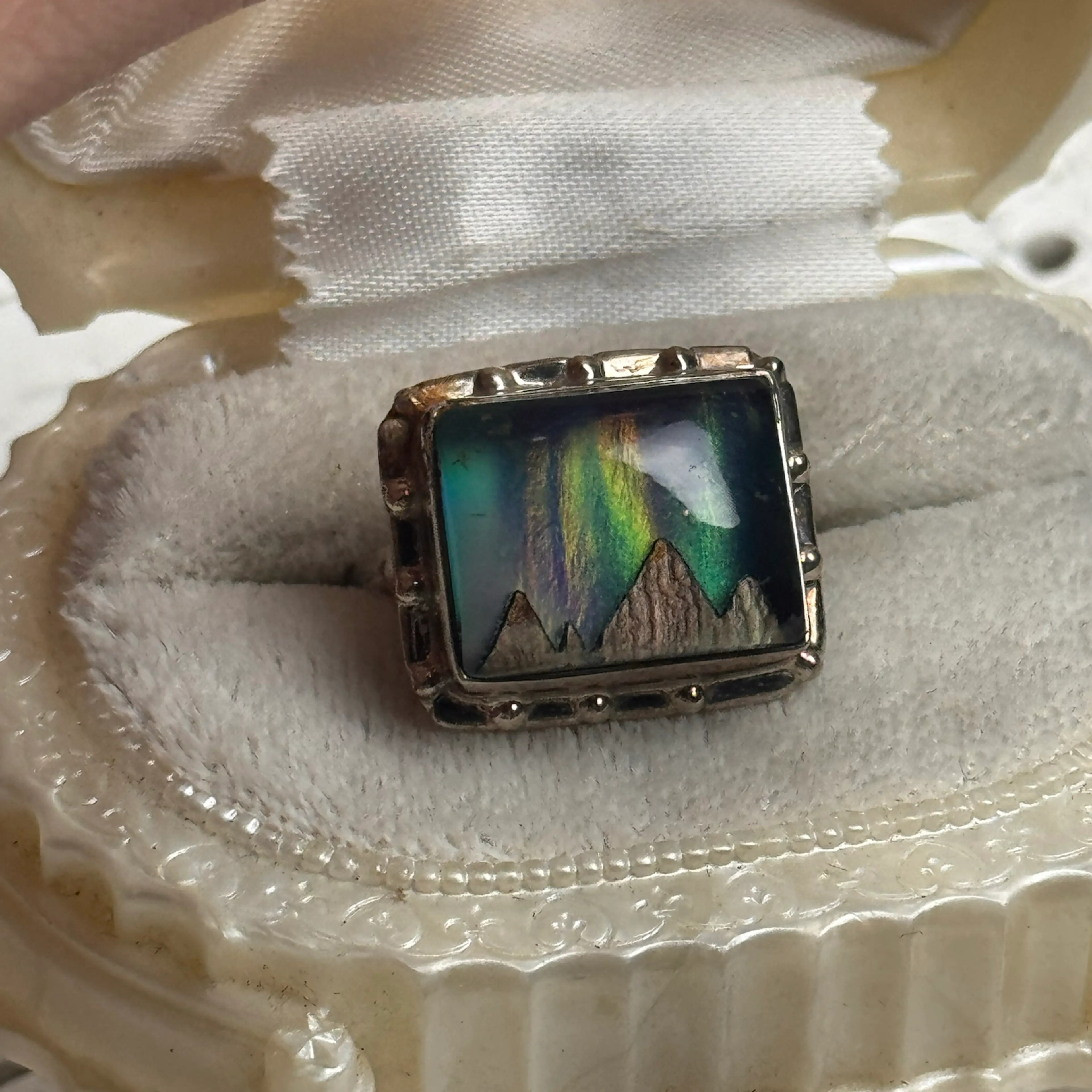 Image 1 of 5