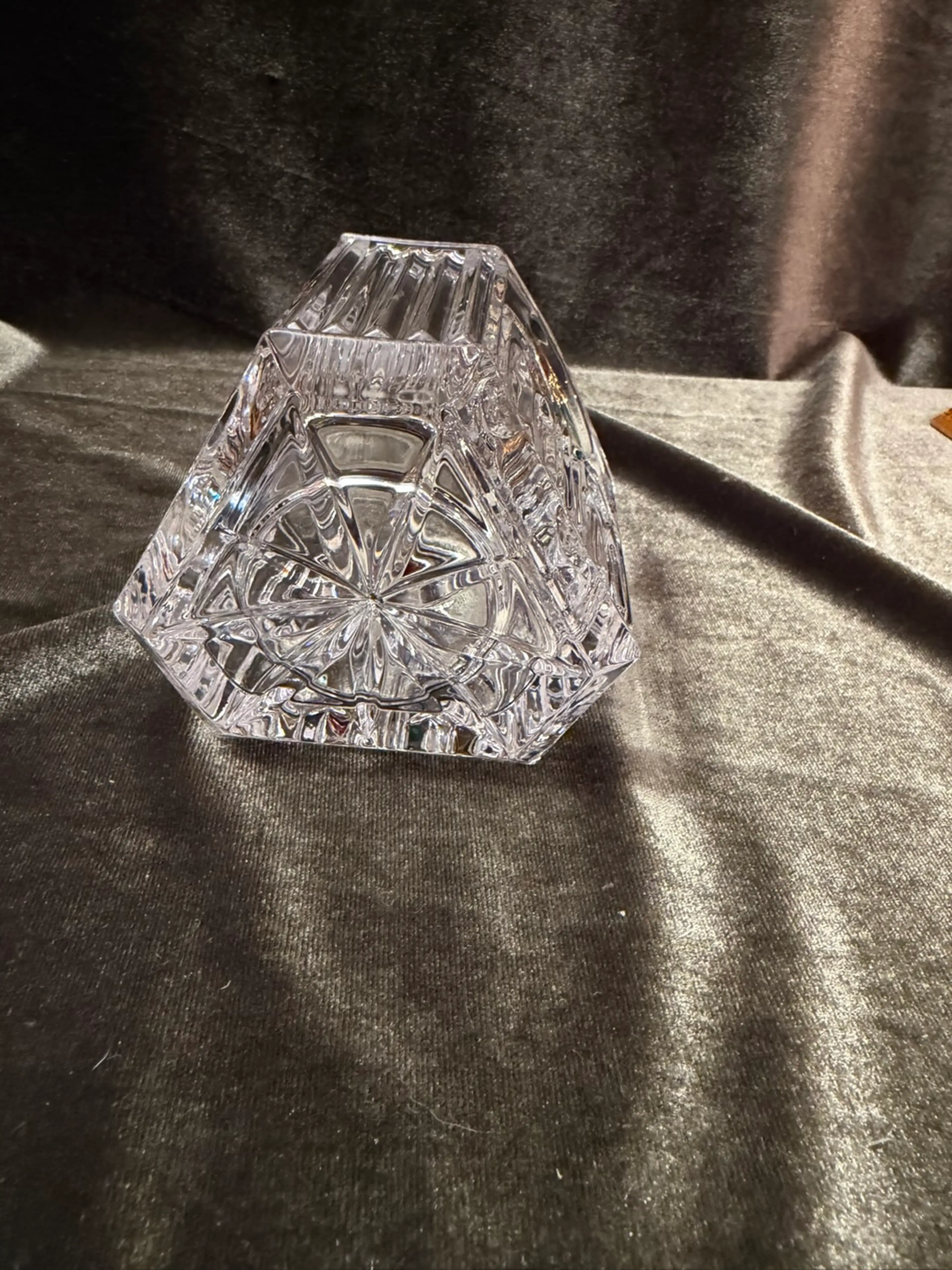 Image 4 of 7