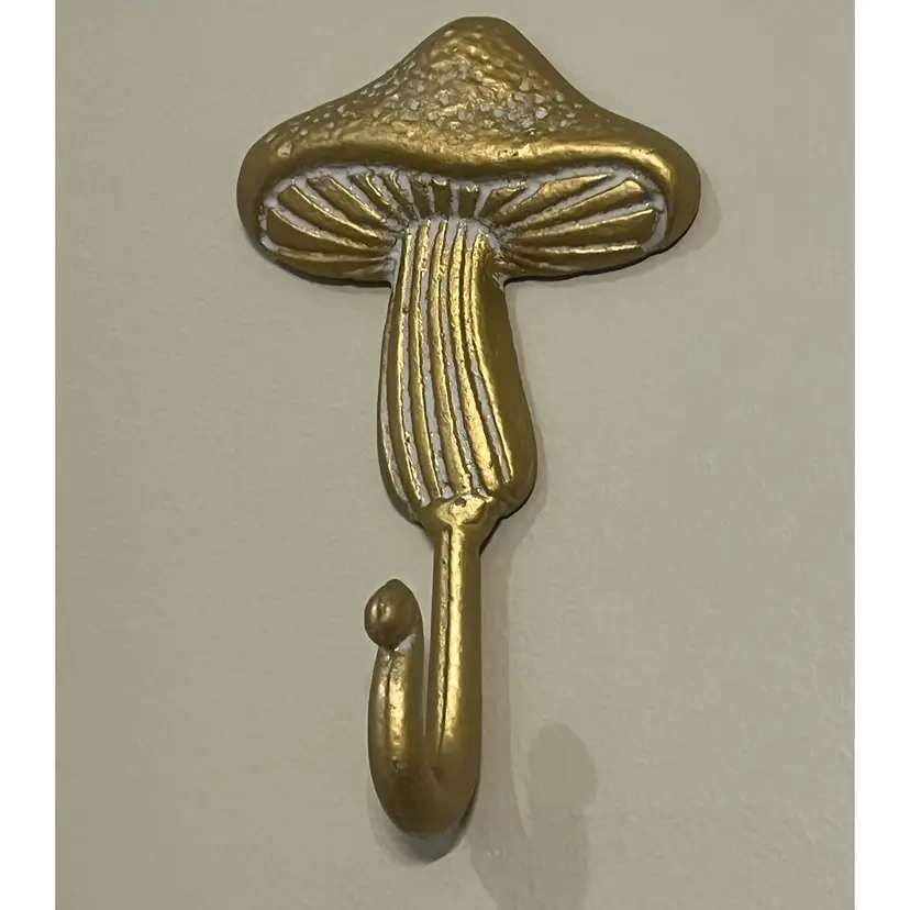 Mushie Alert! Metal Mushroom Wall Hook Decor