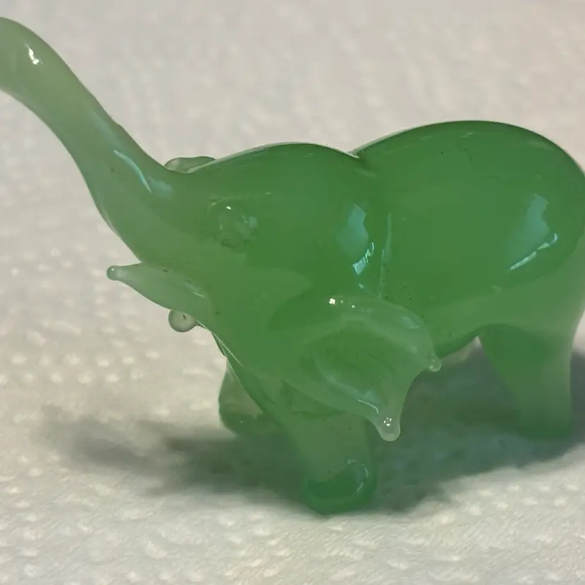 2” Jade? Elephant