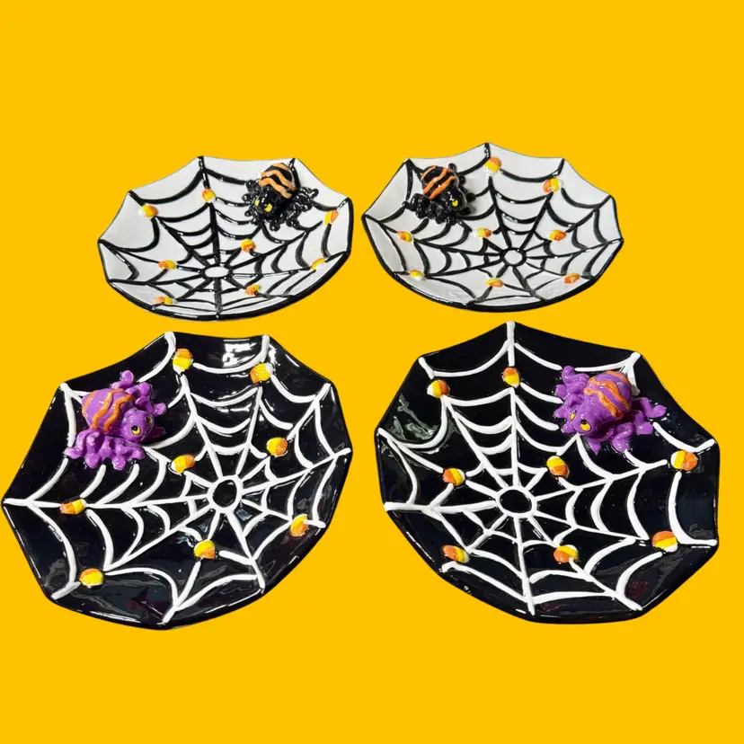 8" Halloween Spider Web Small Snack Plates, 4 PC, w/ 3D Spider, Candy Corn