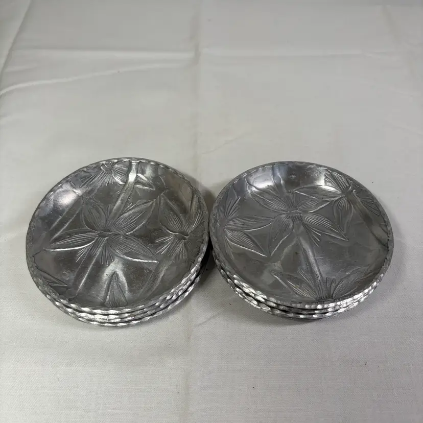 Vintage Everlast Forged Aluminum Coasters Set Of Four With Bamboo Scene