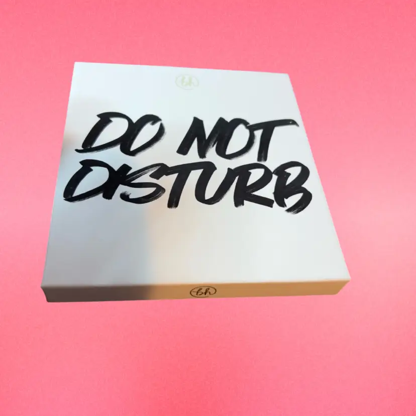 Msrp $15 Dash Do Not Disturb Pallet