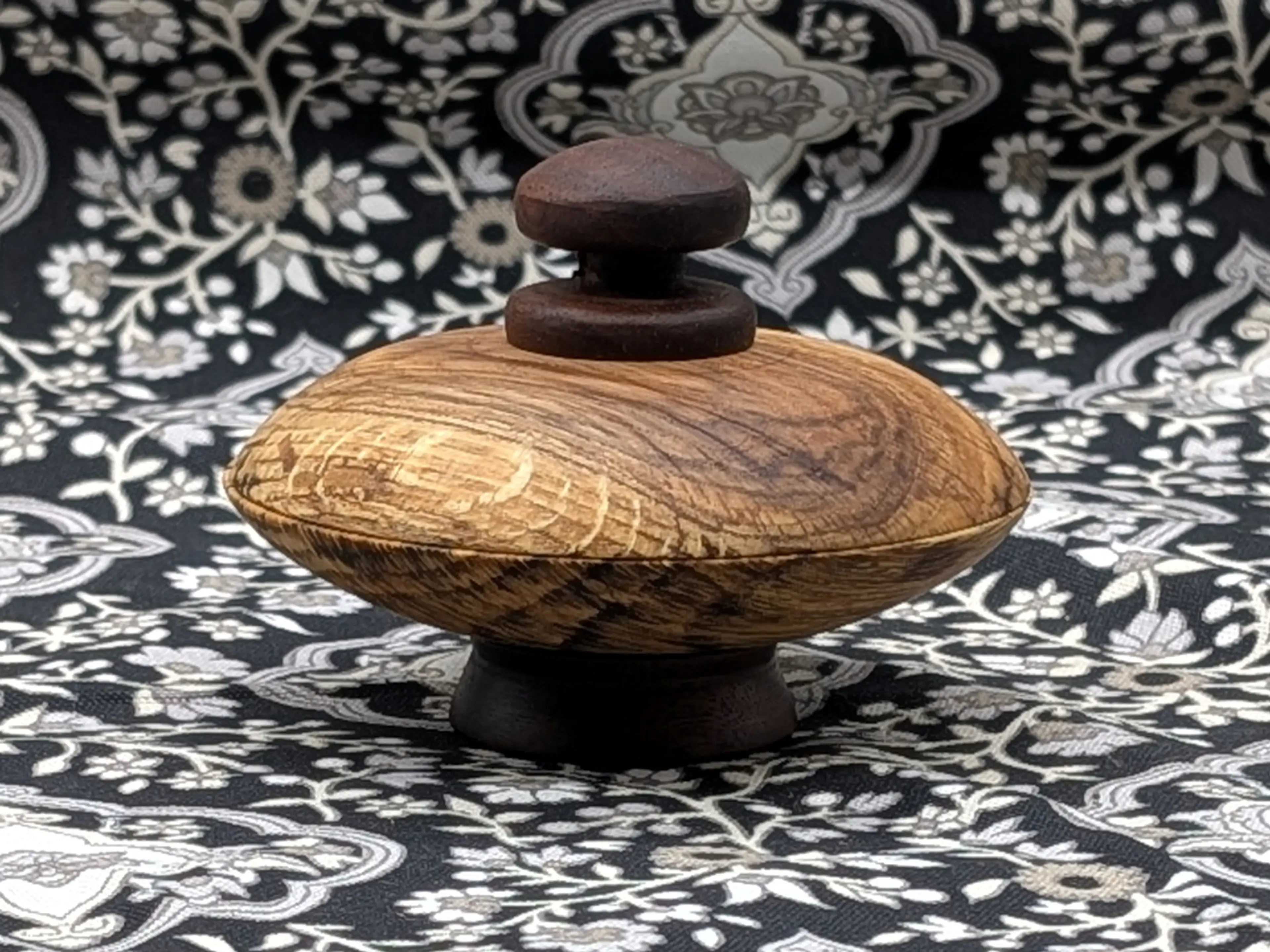 Image 4 of 12
