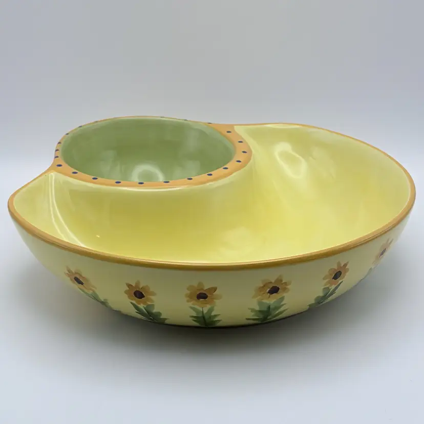 Pfaltzgraff, “The Secrets of Pistoulet” Ceramic Chip & Dip, Sunflowers, Yellow/Green