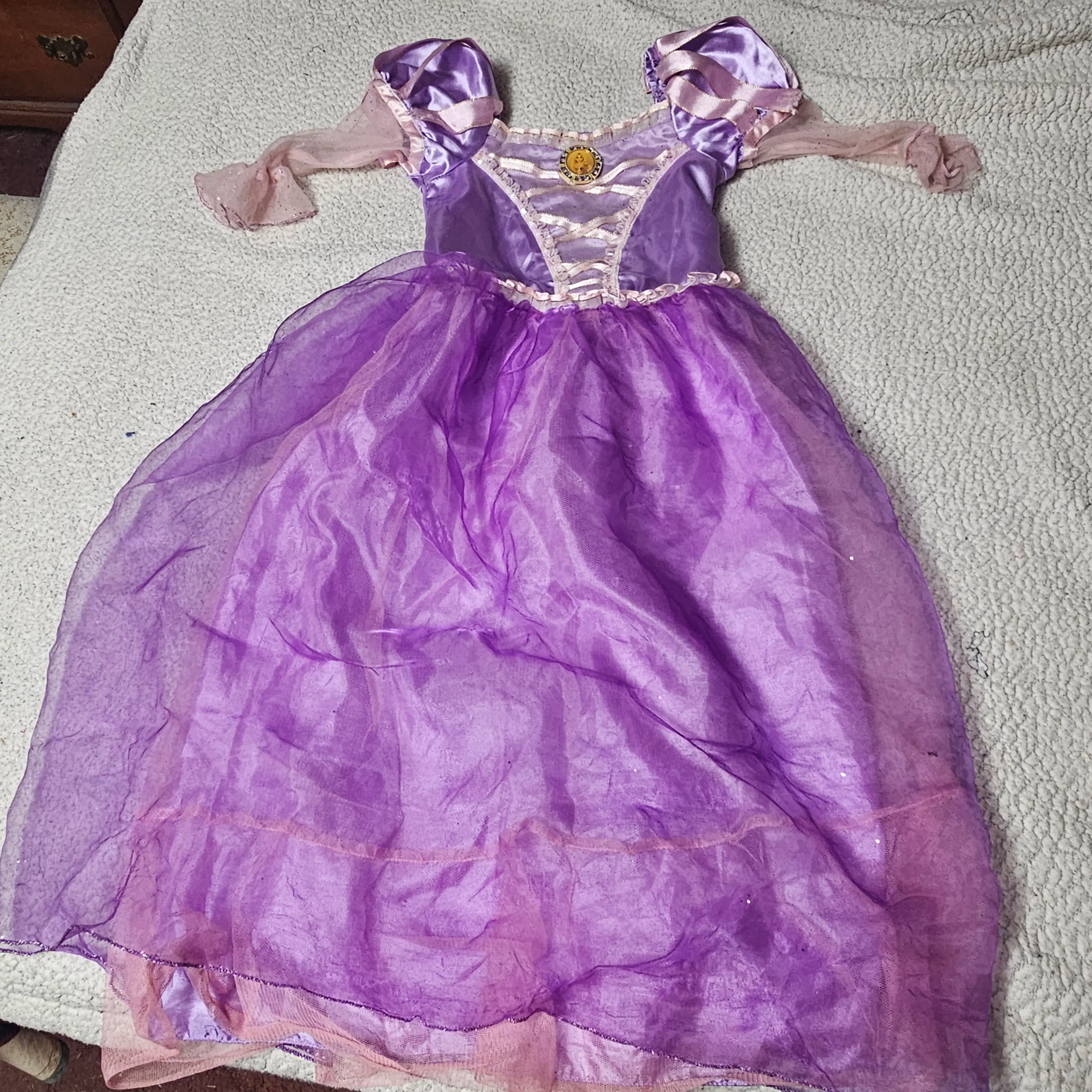 Image 1 of 8