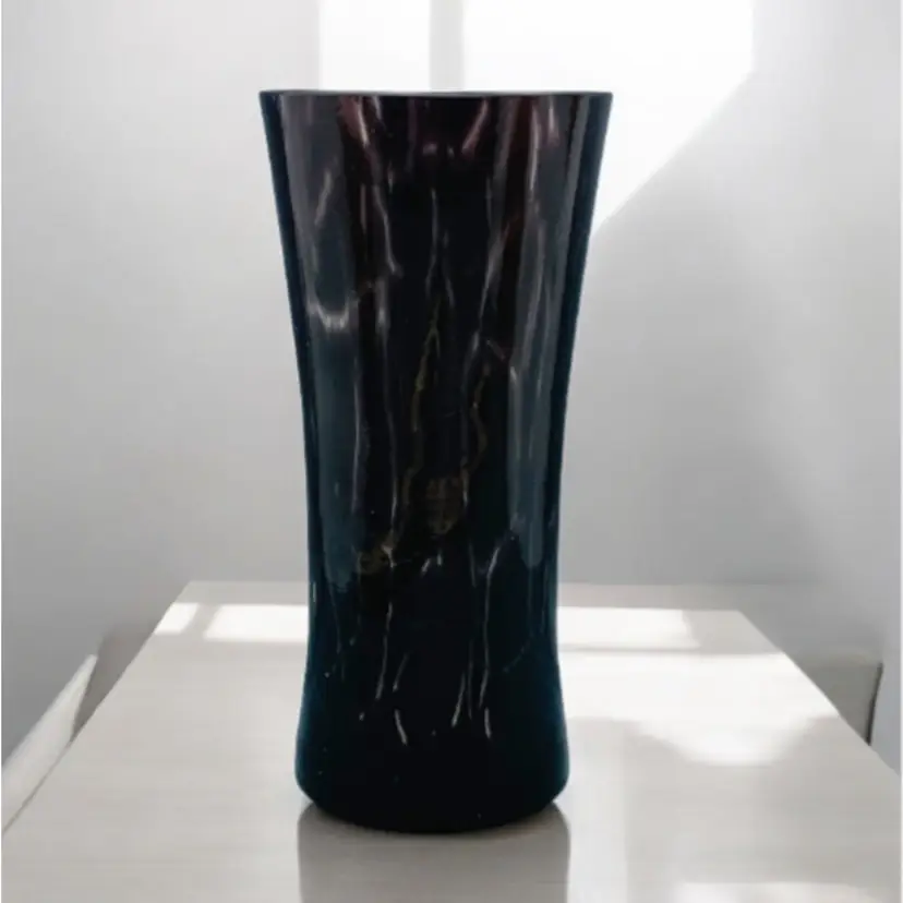 Johansfors Sweden Astrid Gate Amethyst Art Glass Vase 6.5" Scandinavian