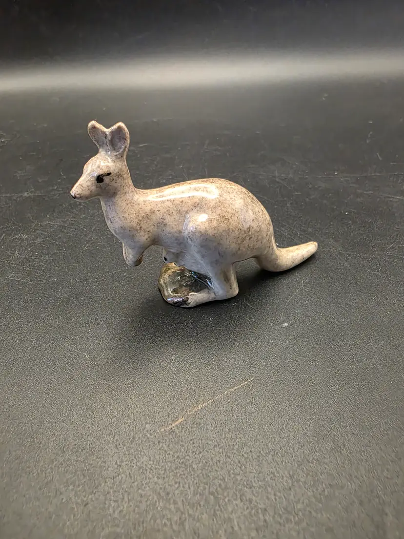 Hebb Pottery Rare Kangaroo