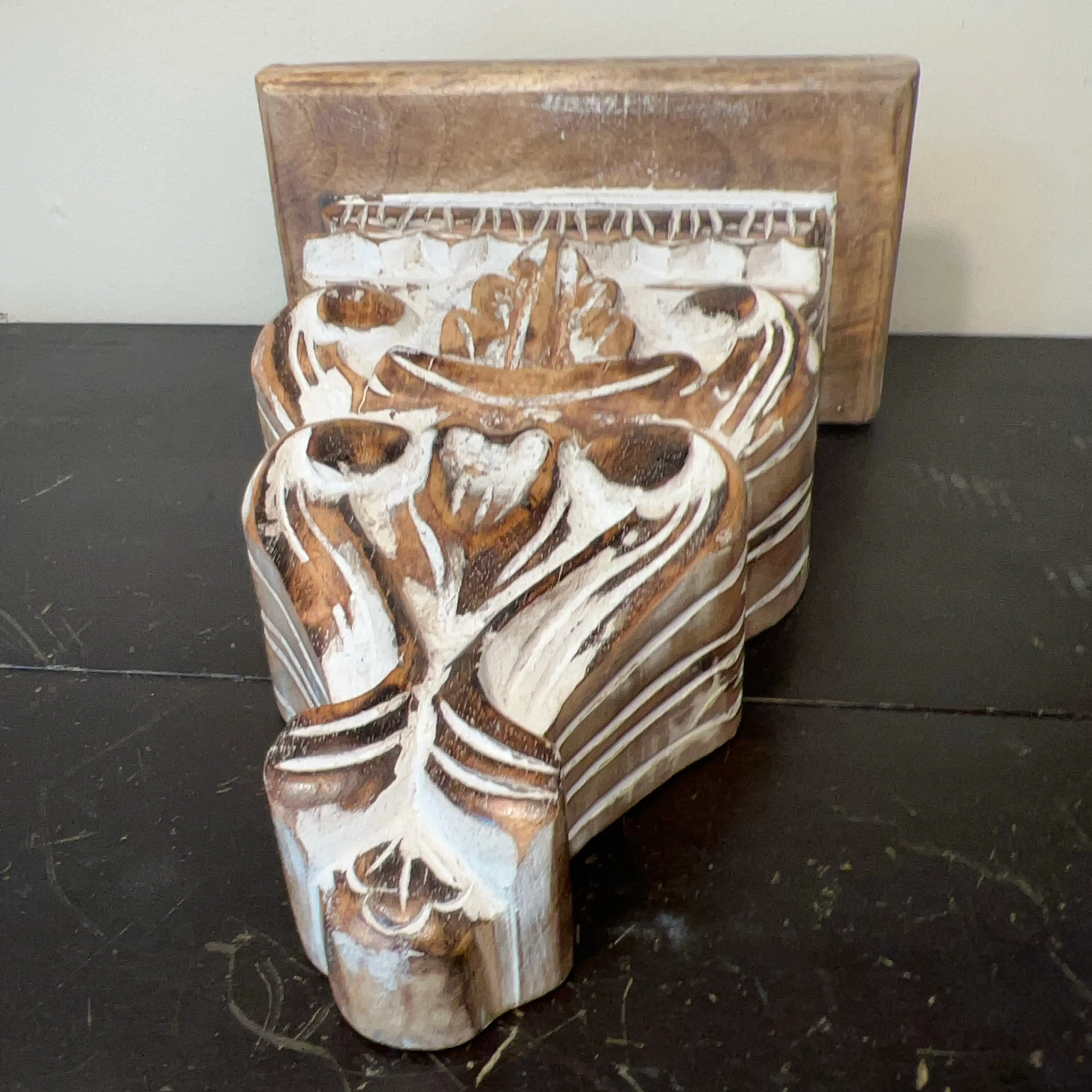 Image 3 of 7