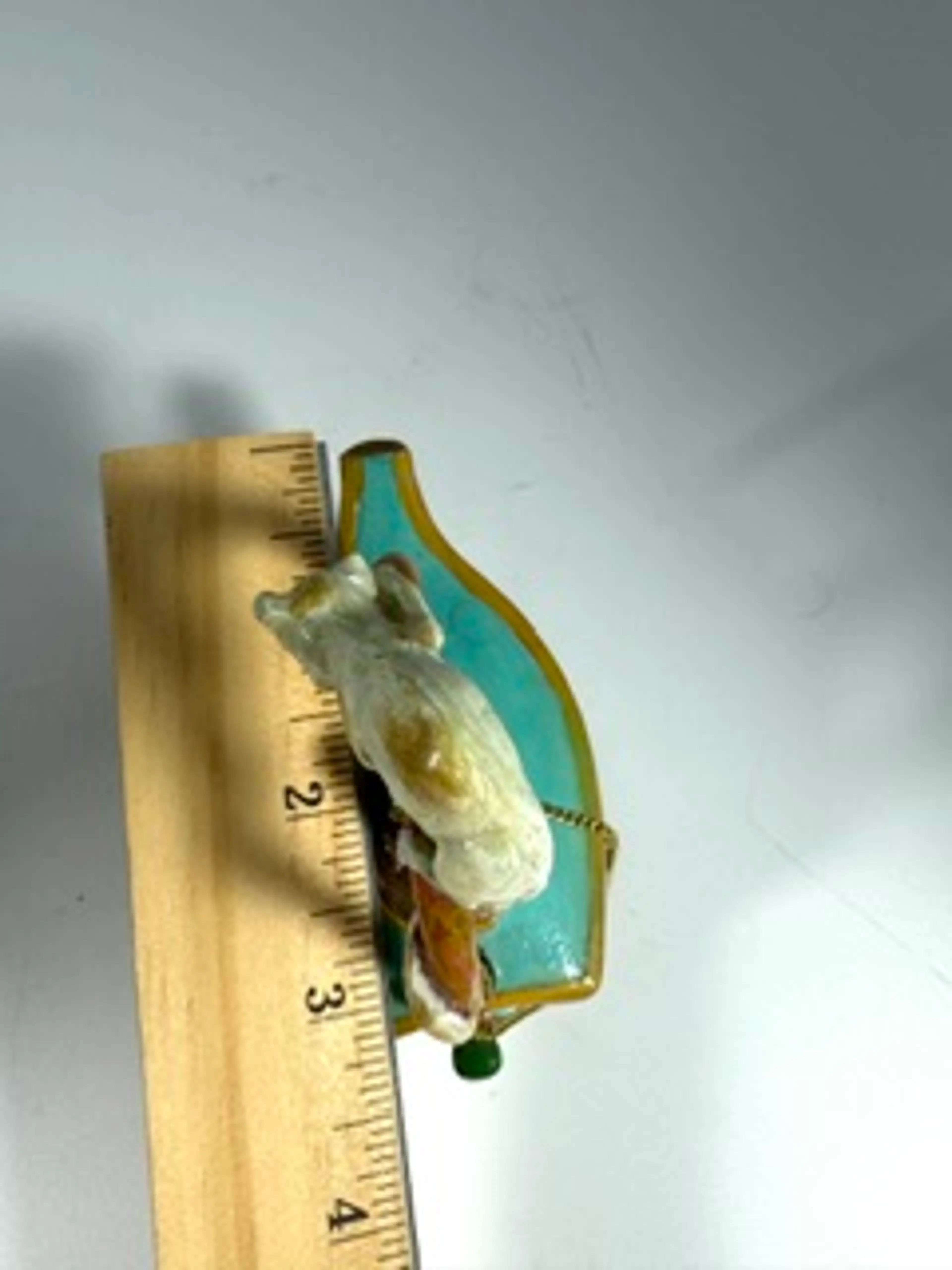 Image 4 of 4
