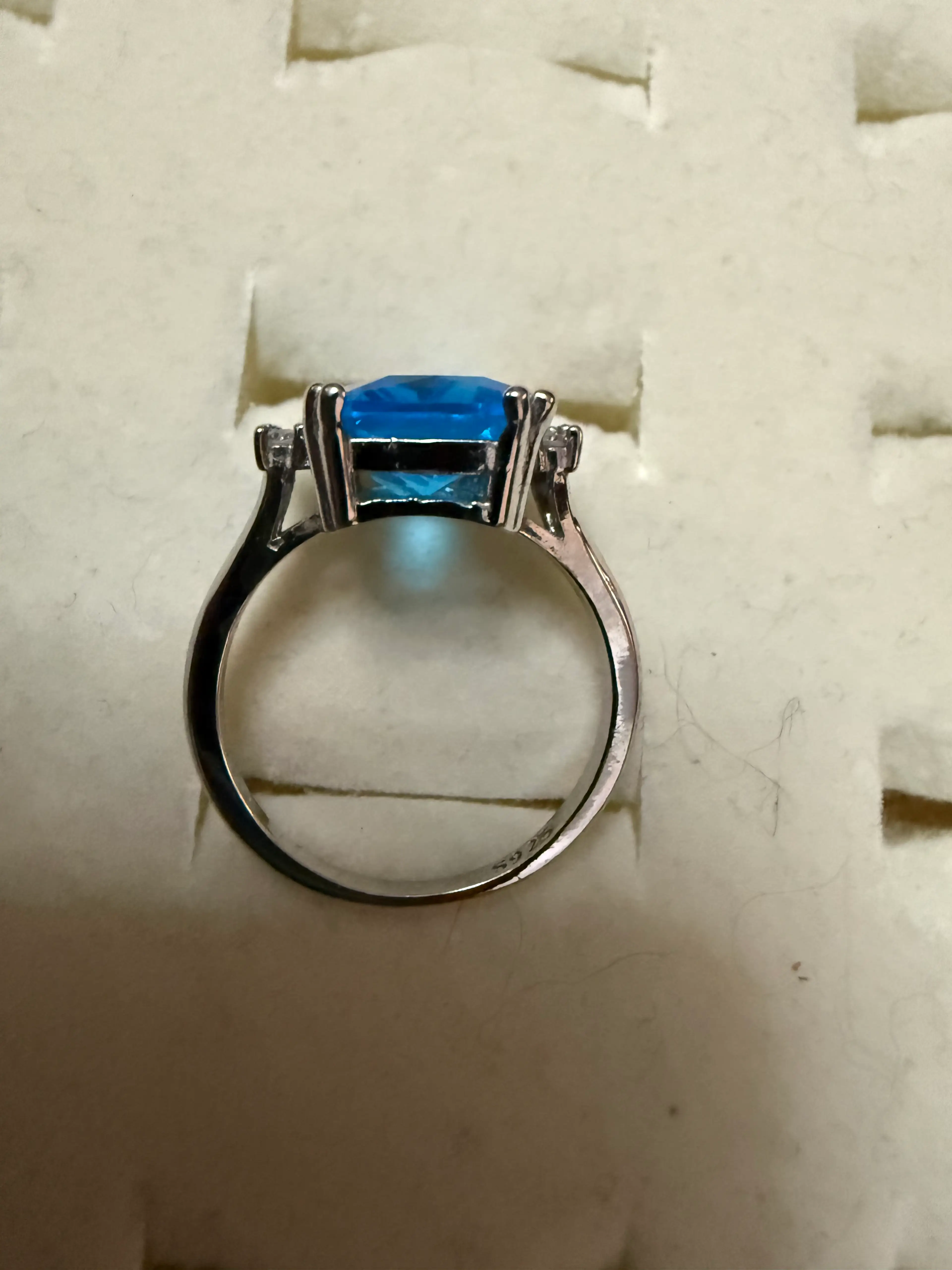 Image 4 of 5