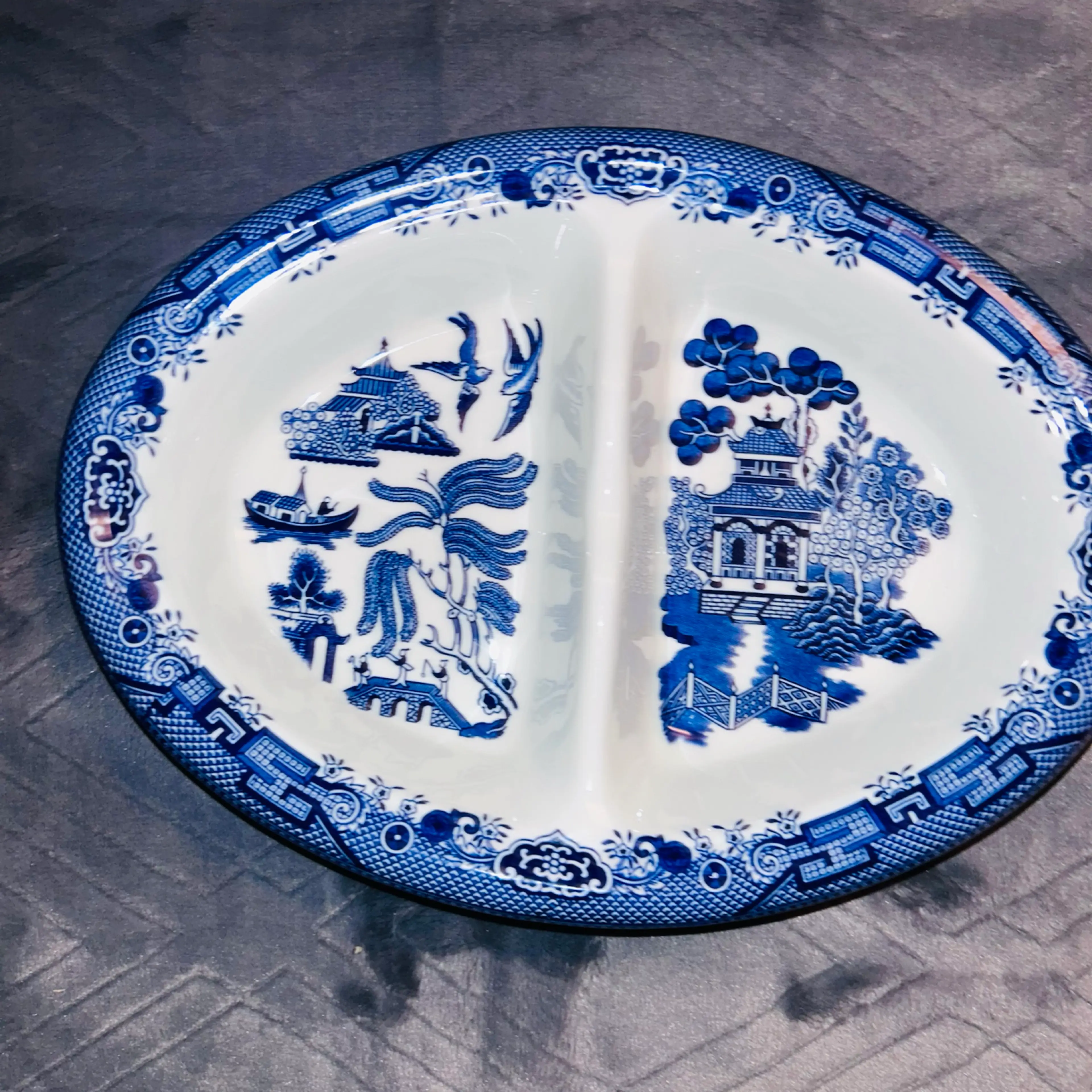 Image 3 of 8