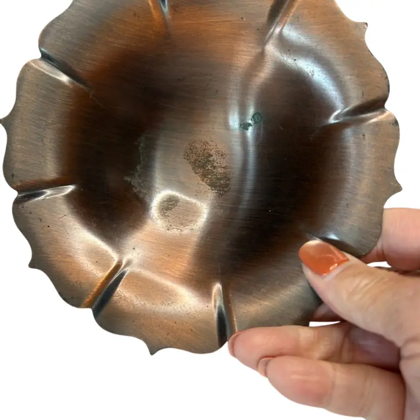 Vintage Copper craft Guild Copper Footed Dish Some Patina @2 “ Tall @6” Diameter