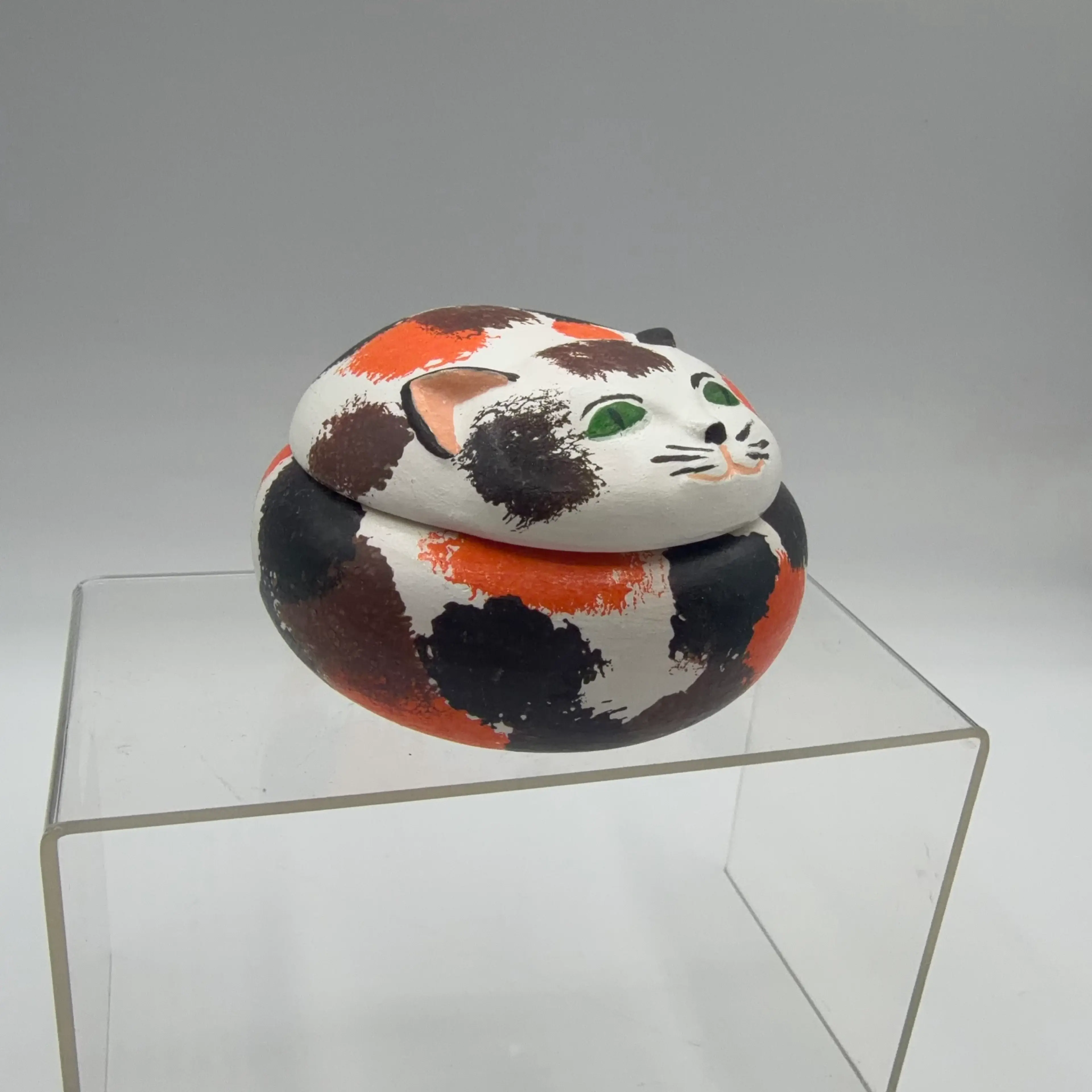Image 2 of 6