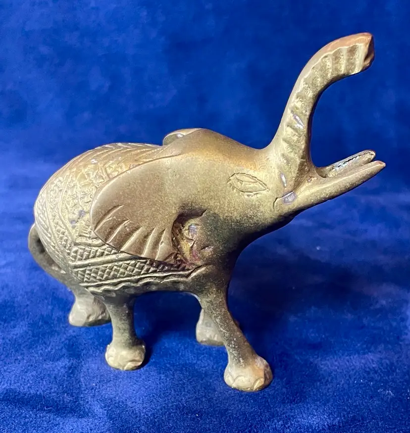 Derpy Vintage MCM Solid Brass Elephant Figurine India Etched Blanket Trunk Up