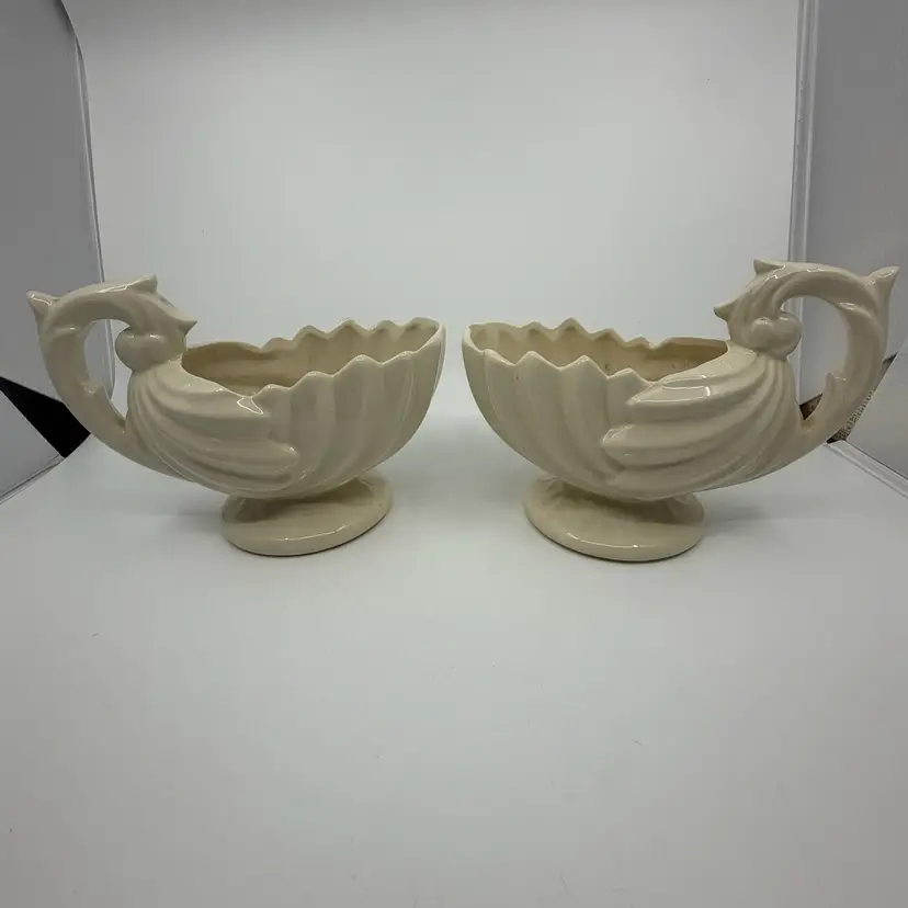 2 Vintage Nelson McCoy pedestal shell planters Cream Color Glossy Finish 8”