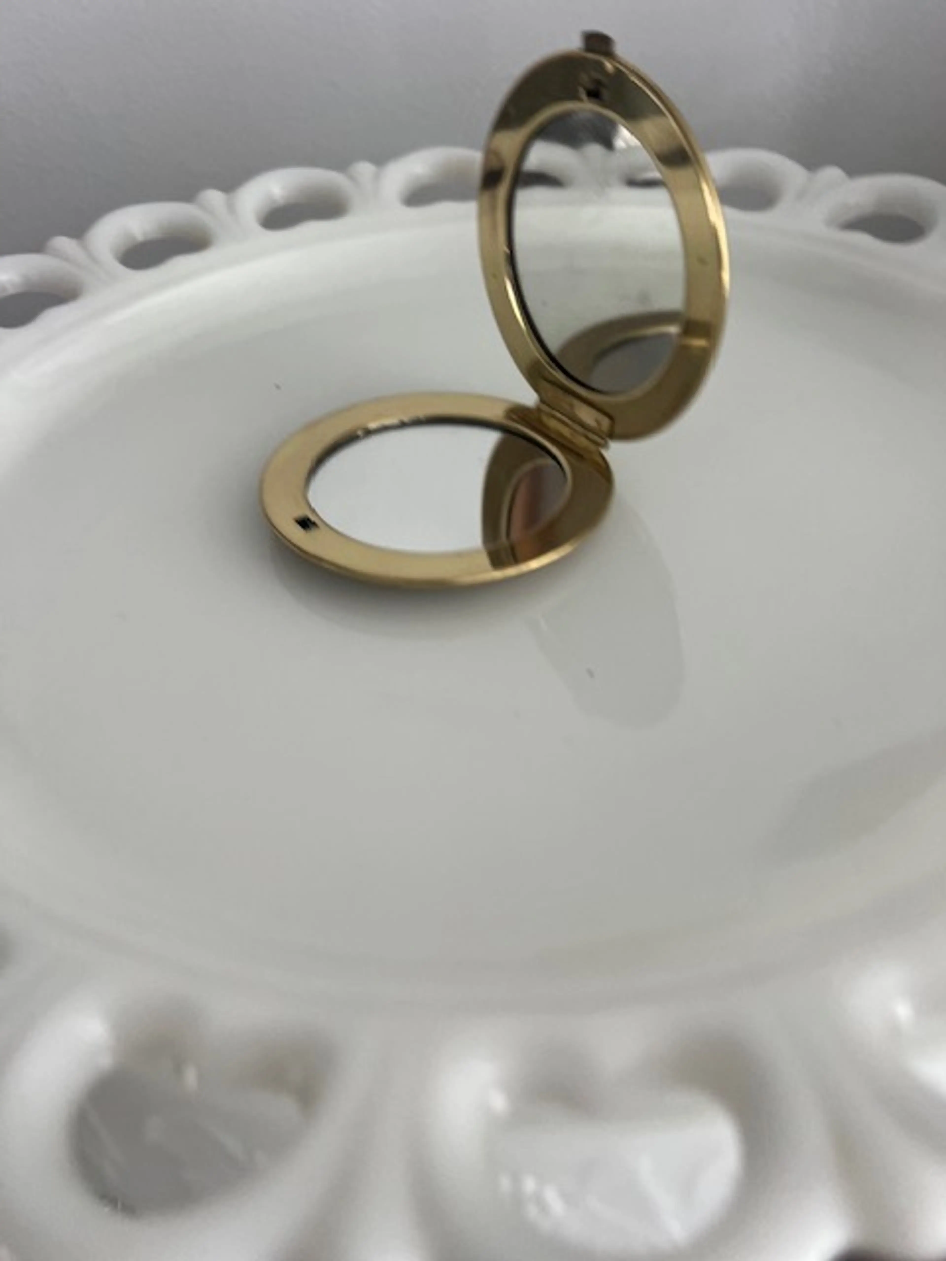 Image 3 of 3
