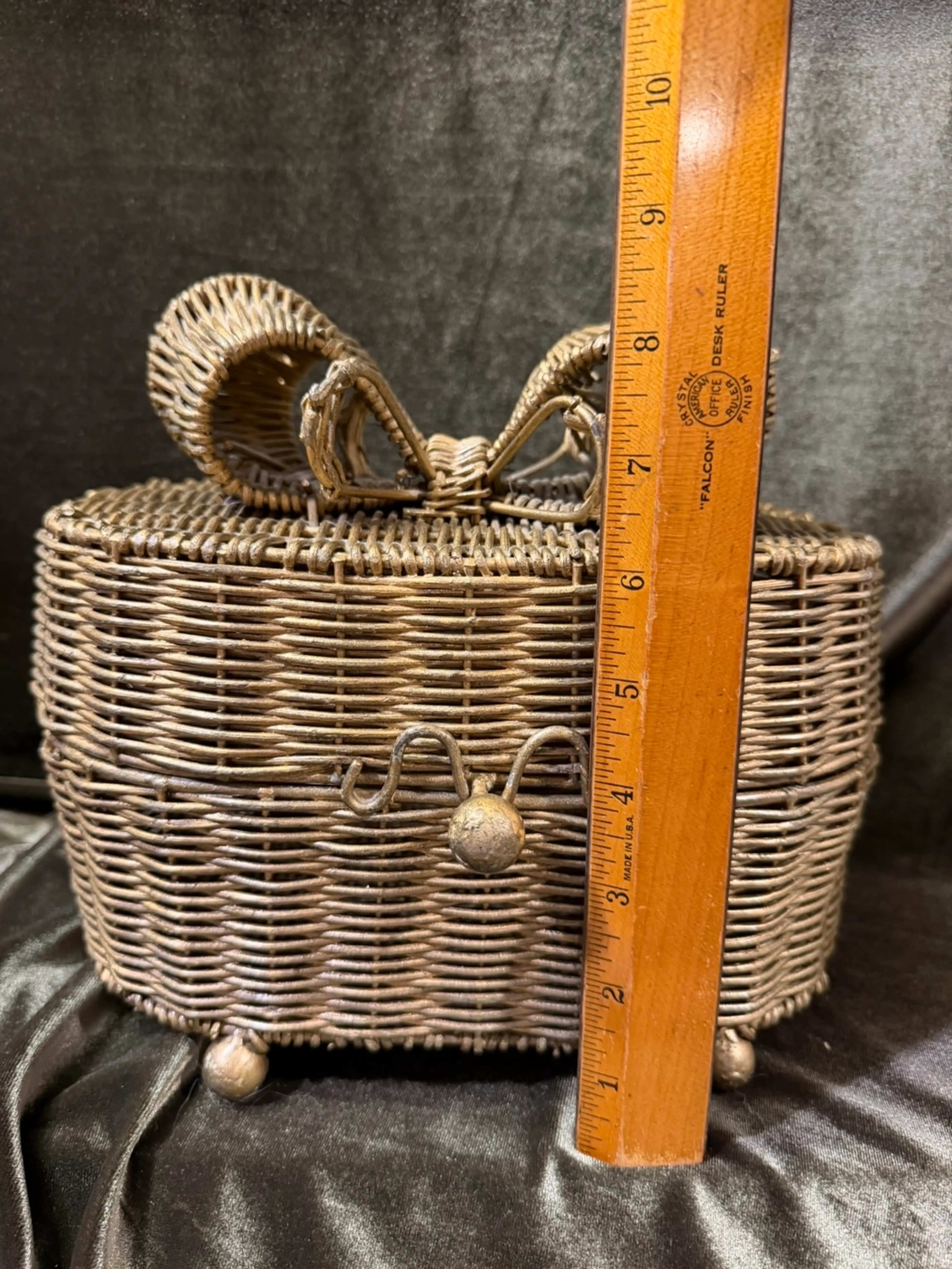 Image 4 of 11