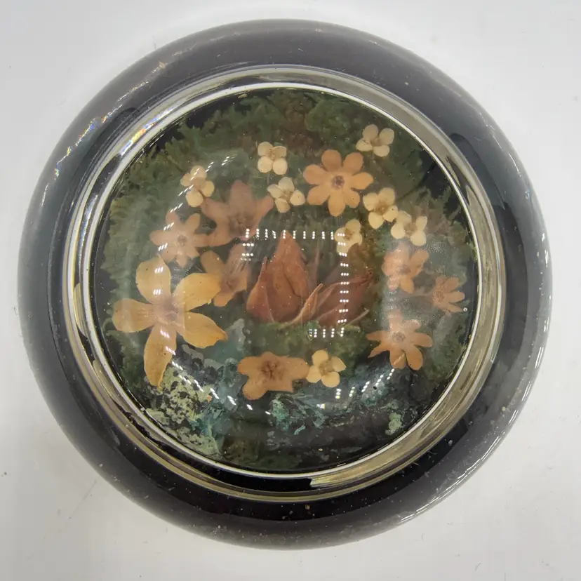 Handmade Flower Arrangement Paperweight