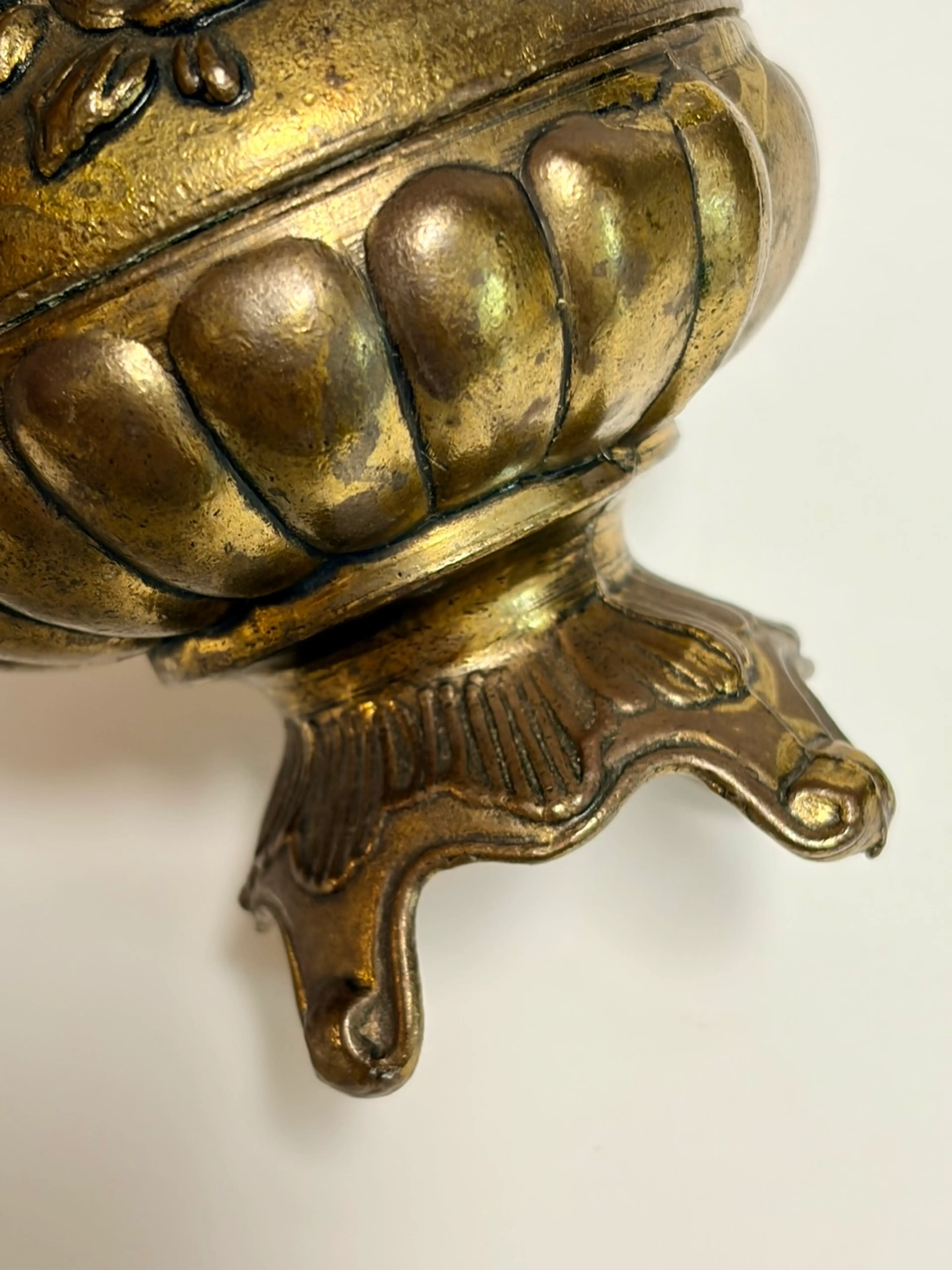 Image 4 of 8