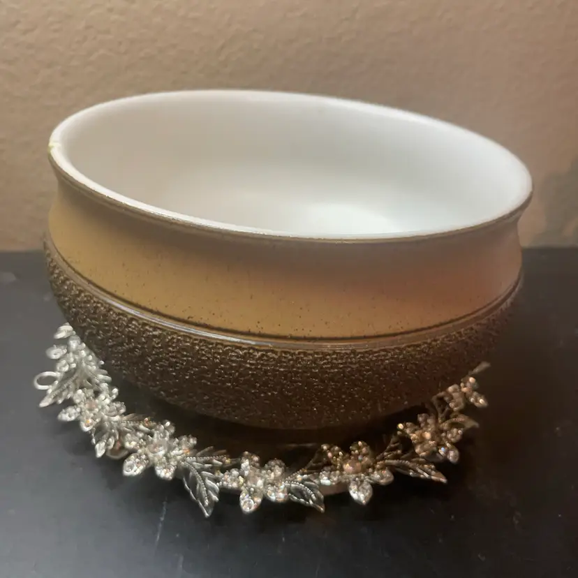 Gorgeous Denby Pottery England 6” Textured Bowl