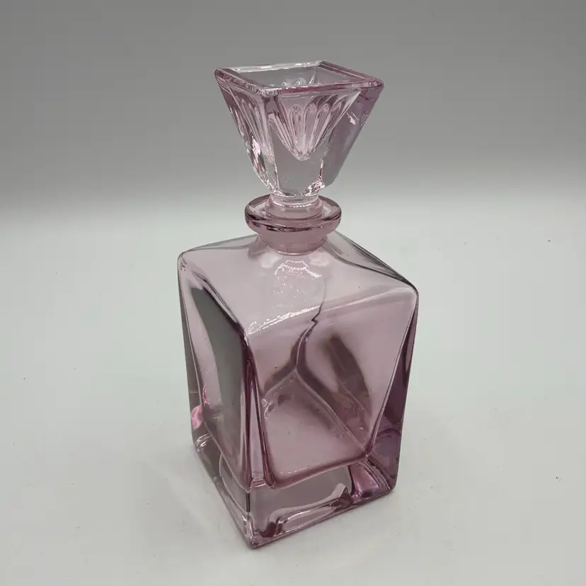 Lavender Purple Square Perfume Bottle With Faceted Stopper