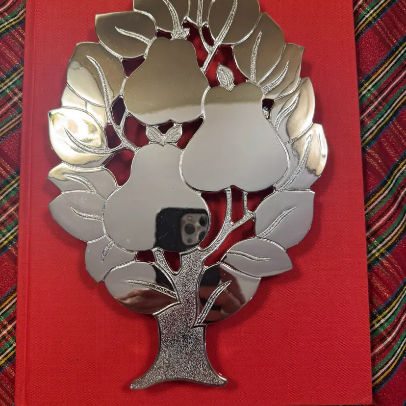 Wm. Rogers Oneida Pear Tree Trivet