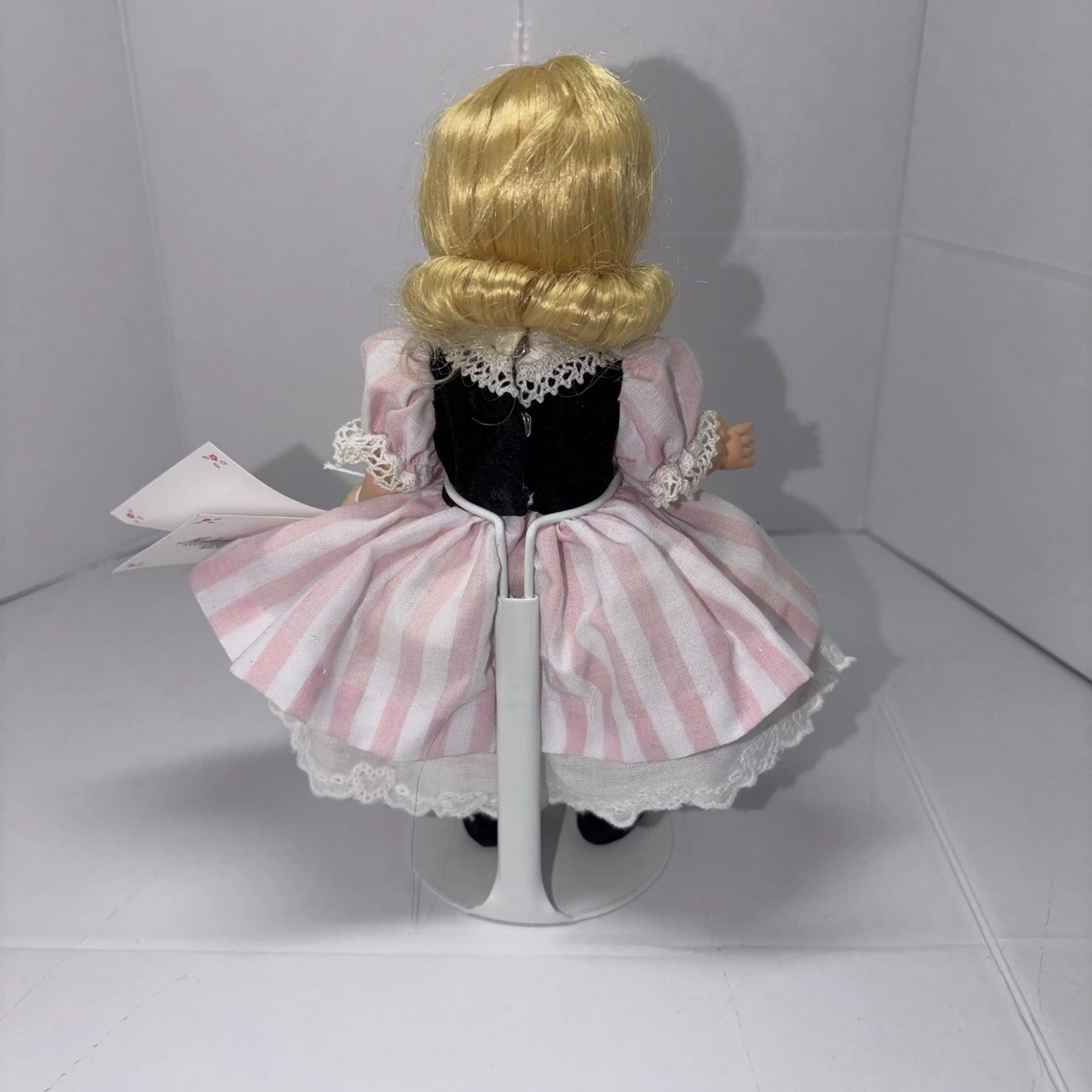 Image 4 of 4