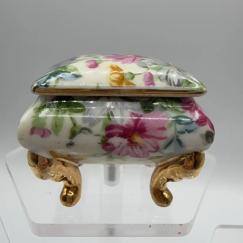 Daisy Flower Square Lidded Footed Porcelain Trinket Box