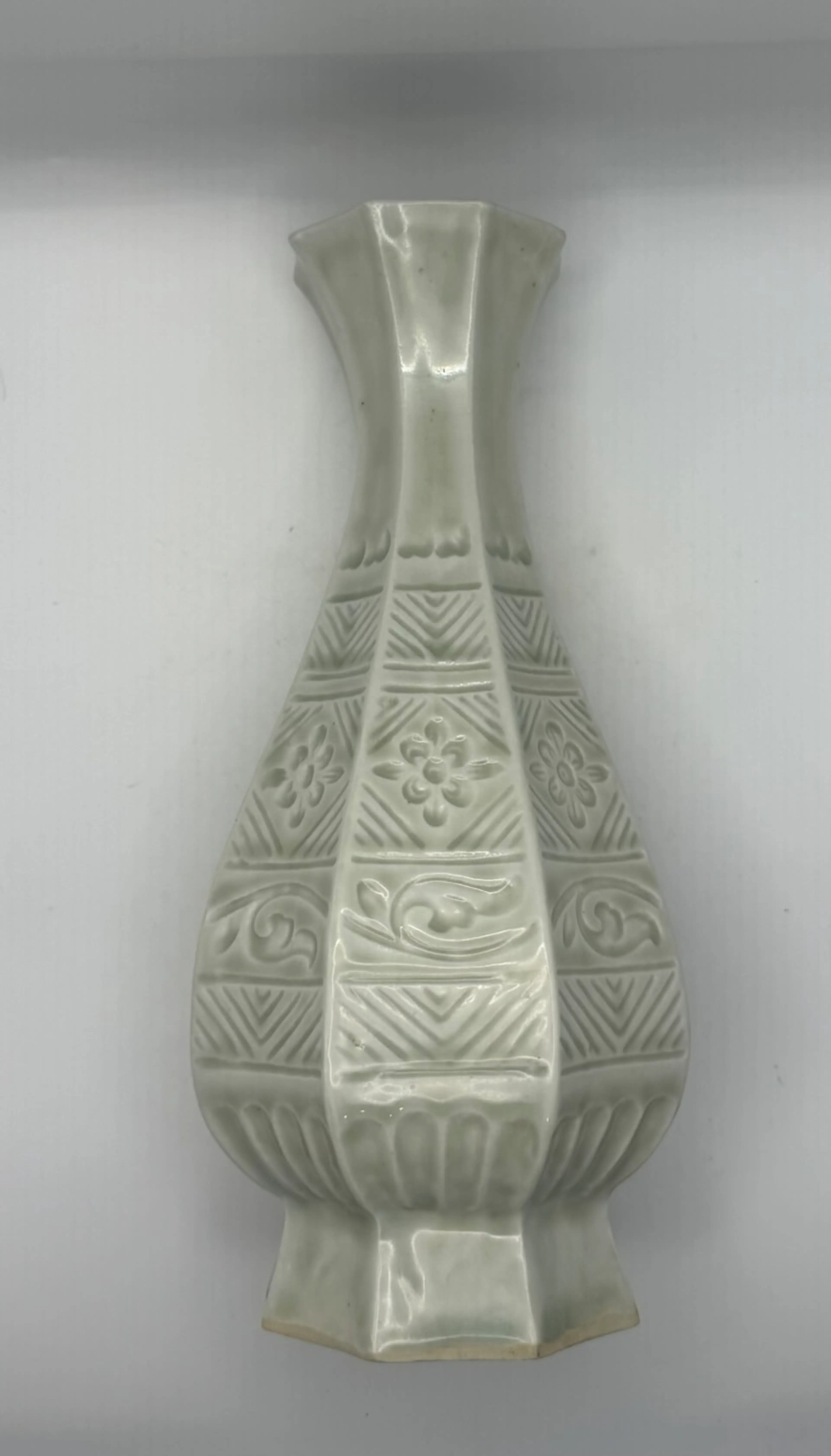 Image 2 of 10