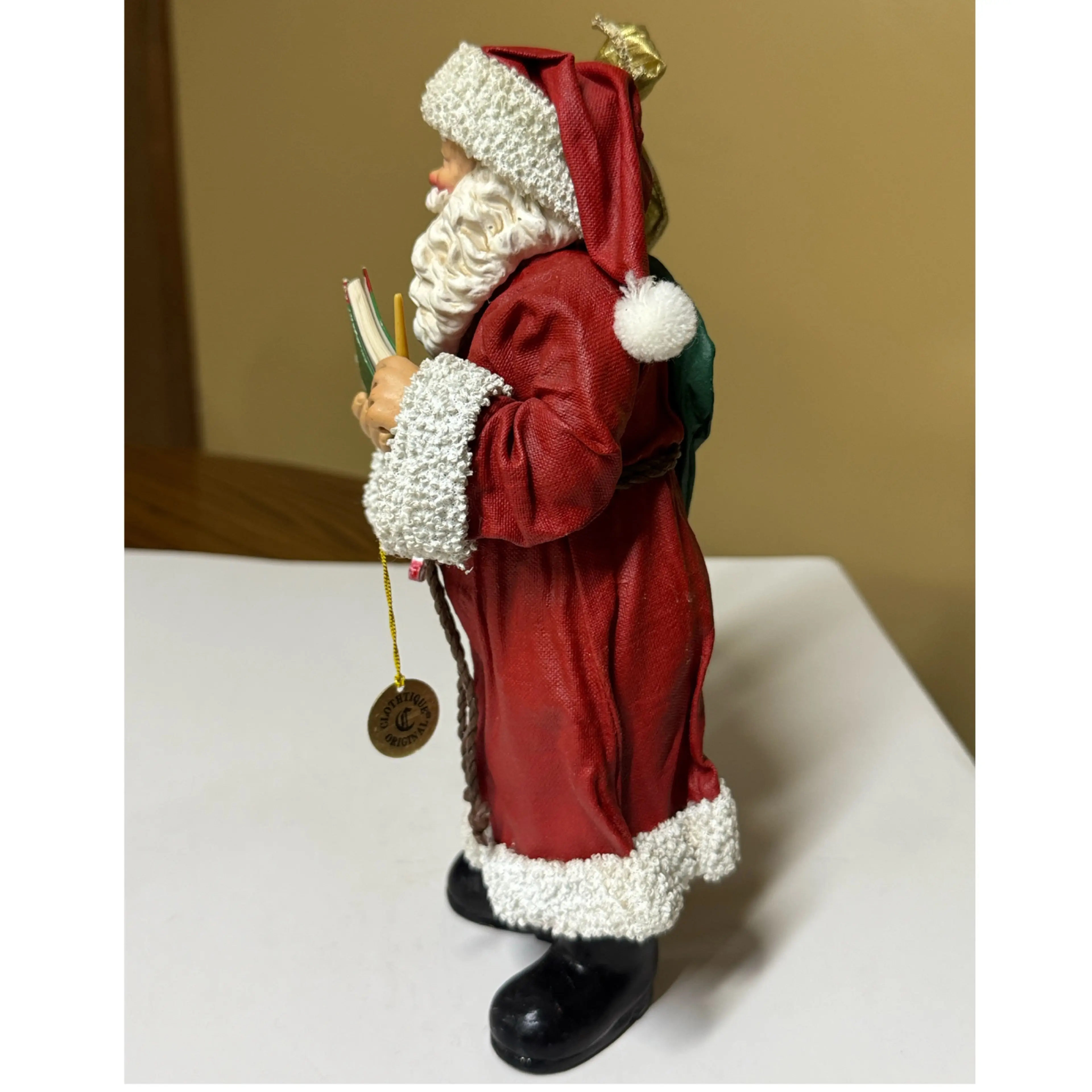 Image 4 of 12