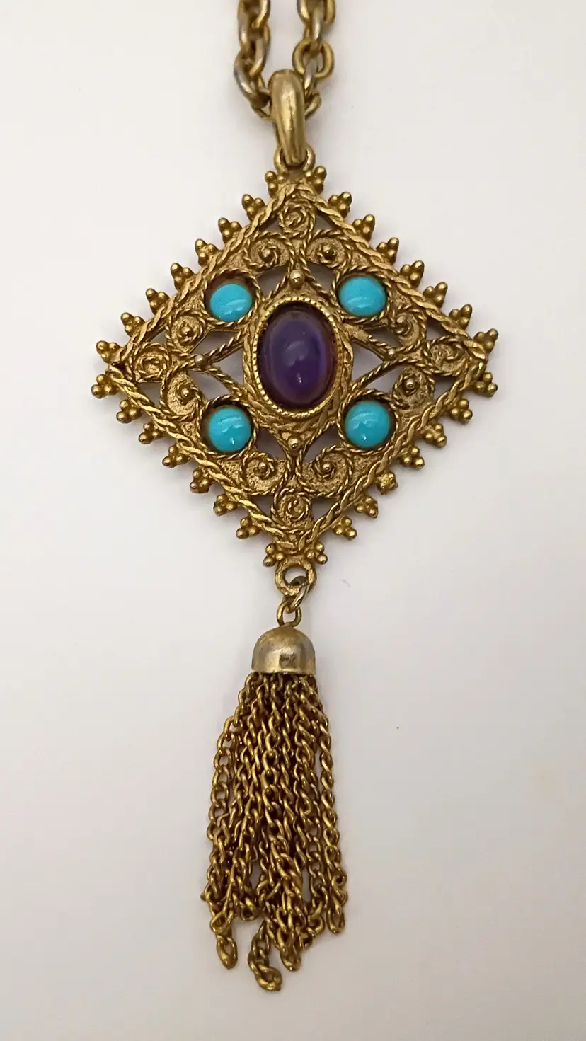 Vintage Boho Necklace ~ Gold Tone 18" Chain ~ Purple Center Stone w/4 Blue & Tassel