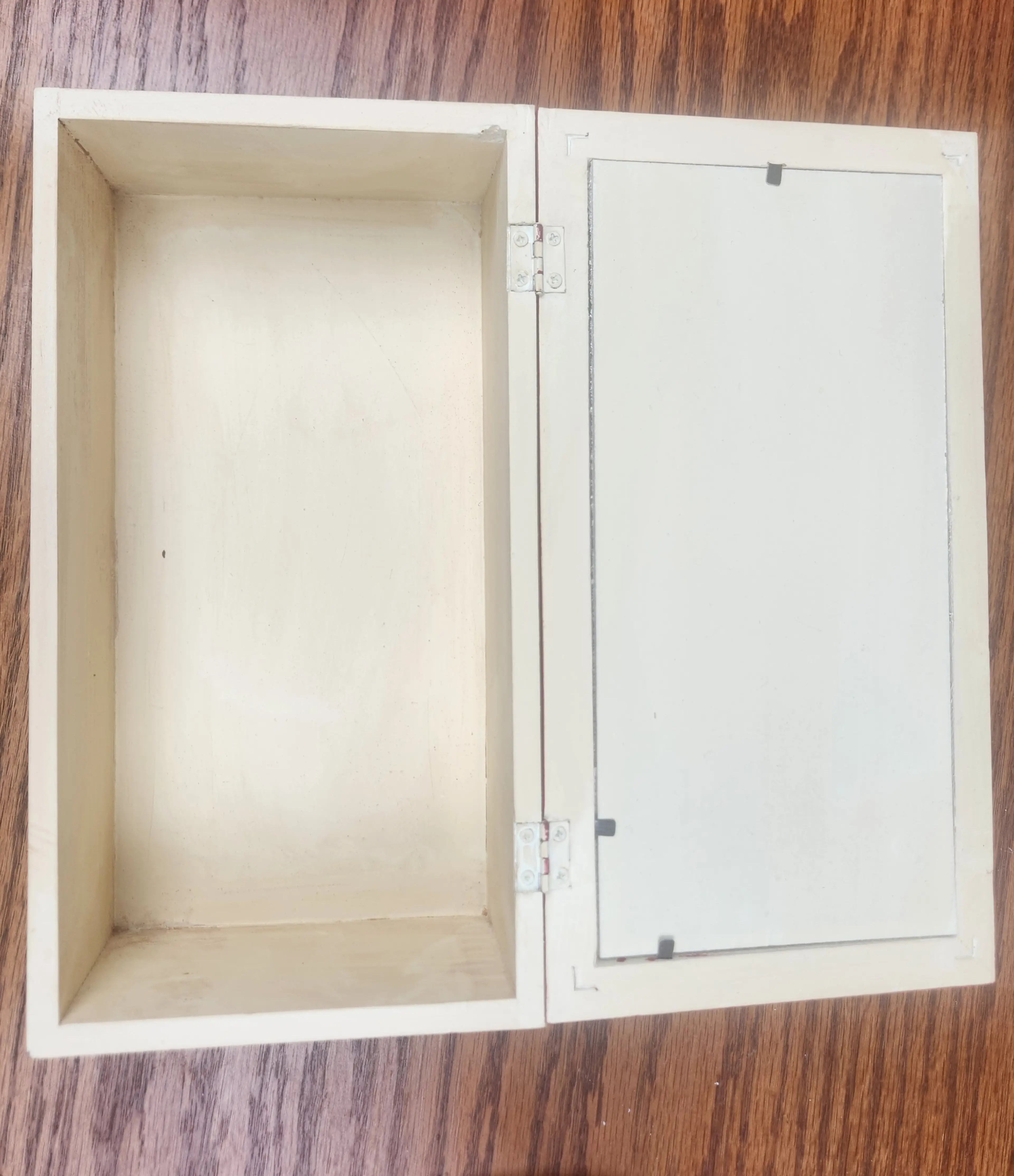 Image 4 of 4