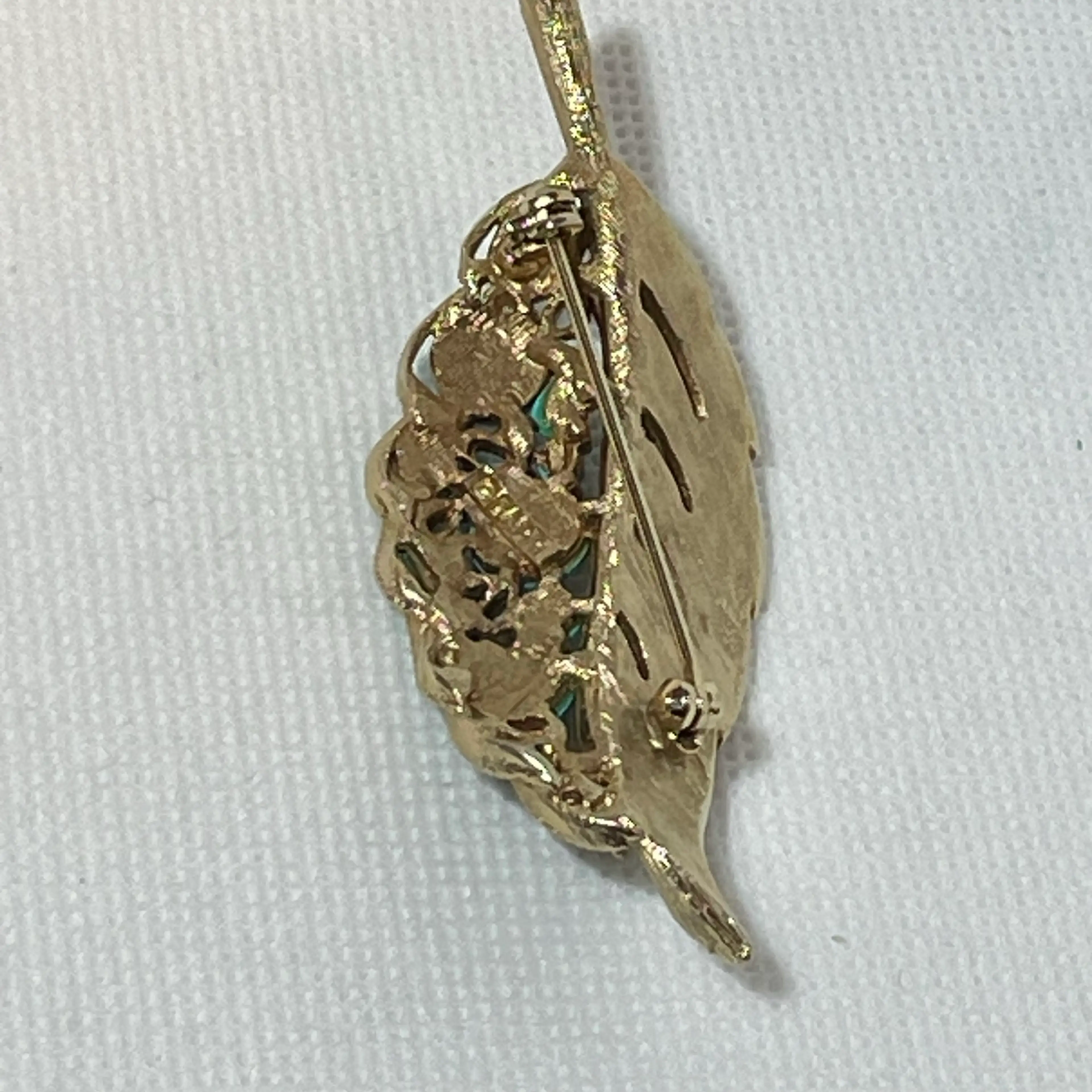 Image 4 of 6