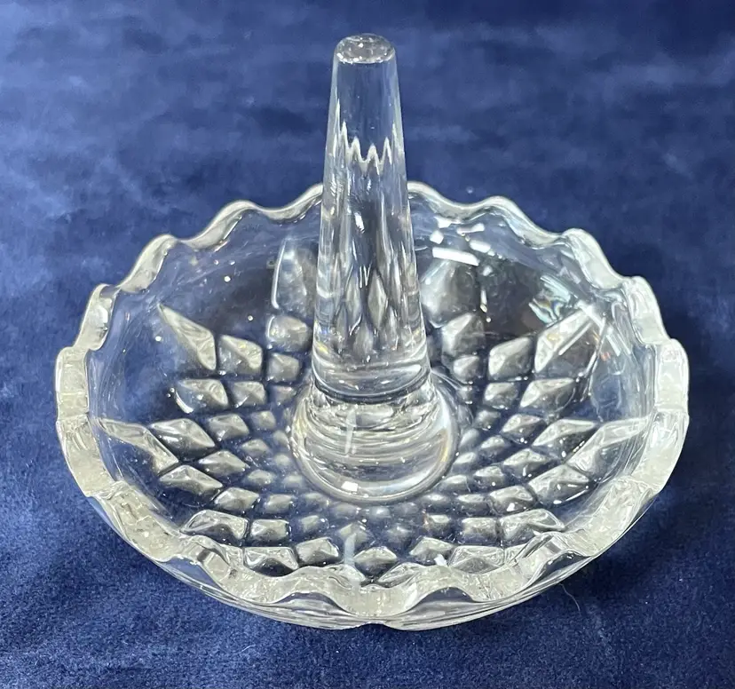 Vintage Pressed Glass Crystal Ring Holder Cone Dish Diamond Starburst Sunburst
