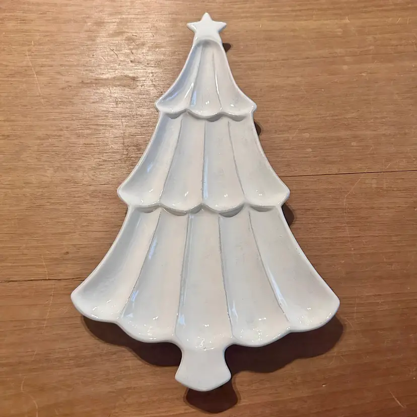 Beautiful Large White Vintage Style Ceramic Christmas Tree Platter Holiday Decor